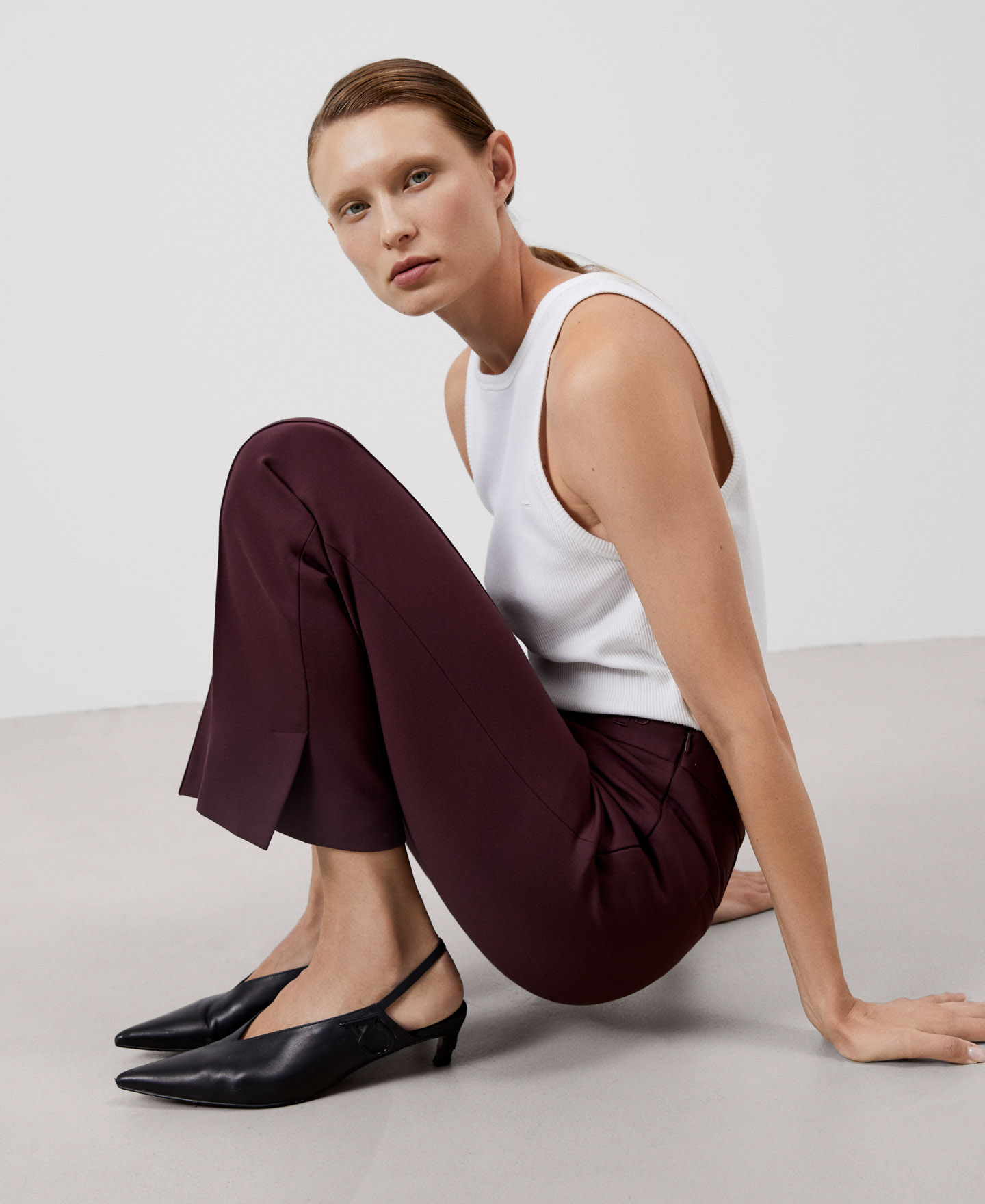 Nailon and viscose skinny trousers image number 3