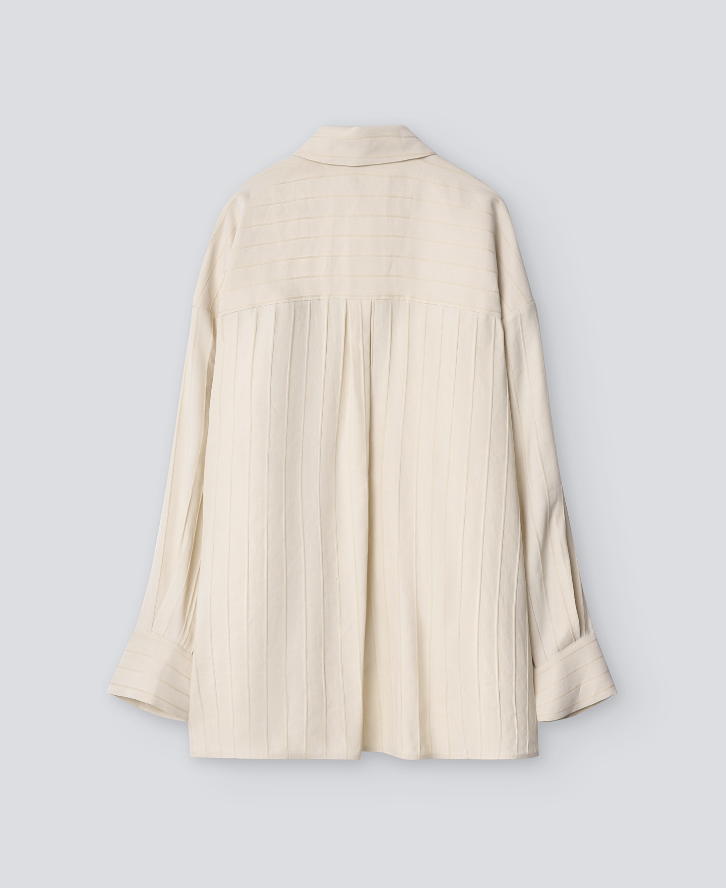 Camisa en lino beis mujer image number 5