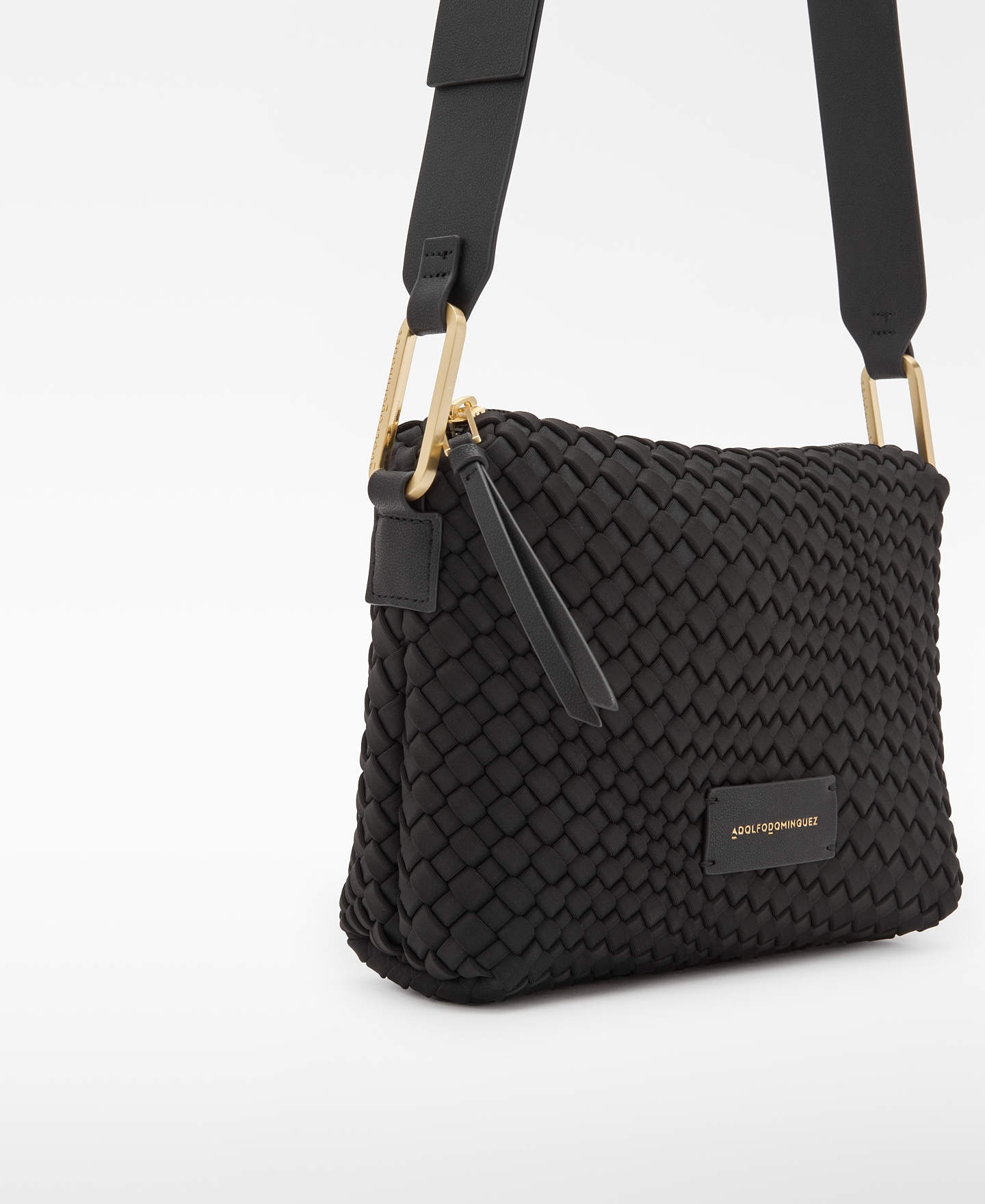 Philo medium woven crossbody image number 3