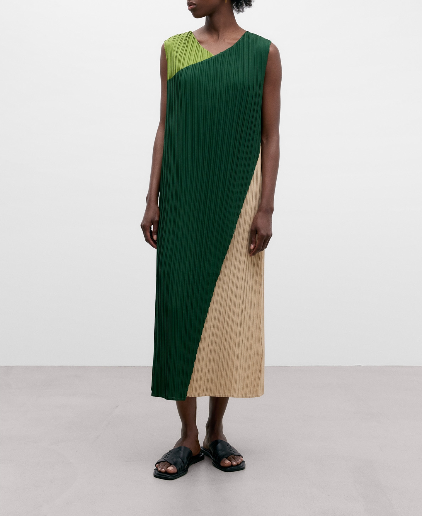 Maxivestido en crinkle image number 1