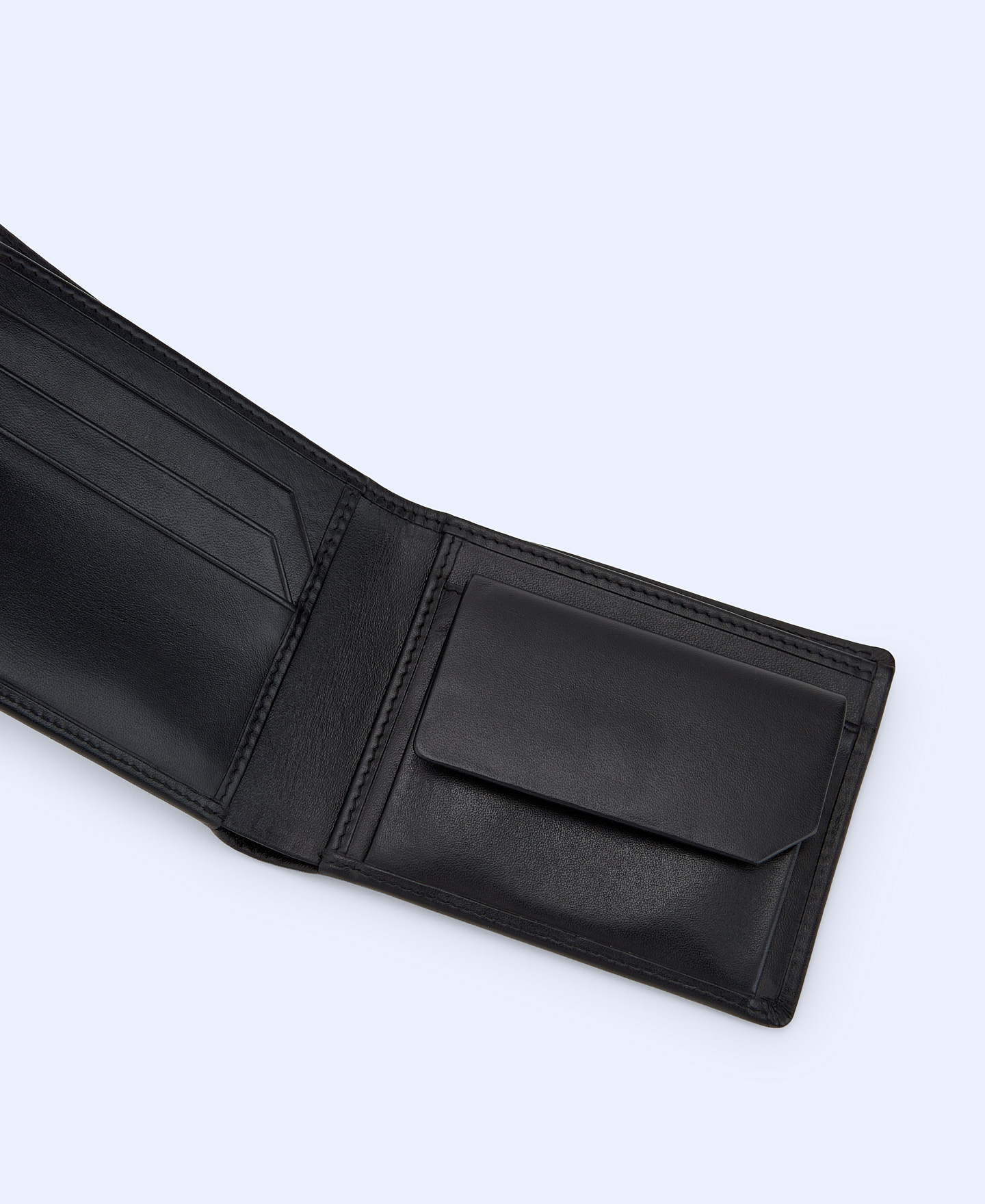 Responsible leather folding wallet image number 1