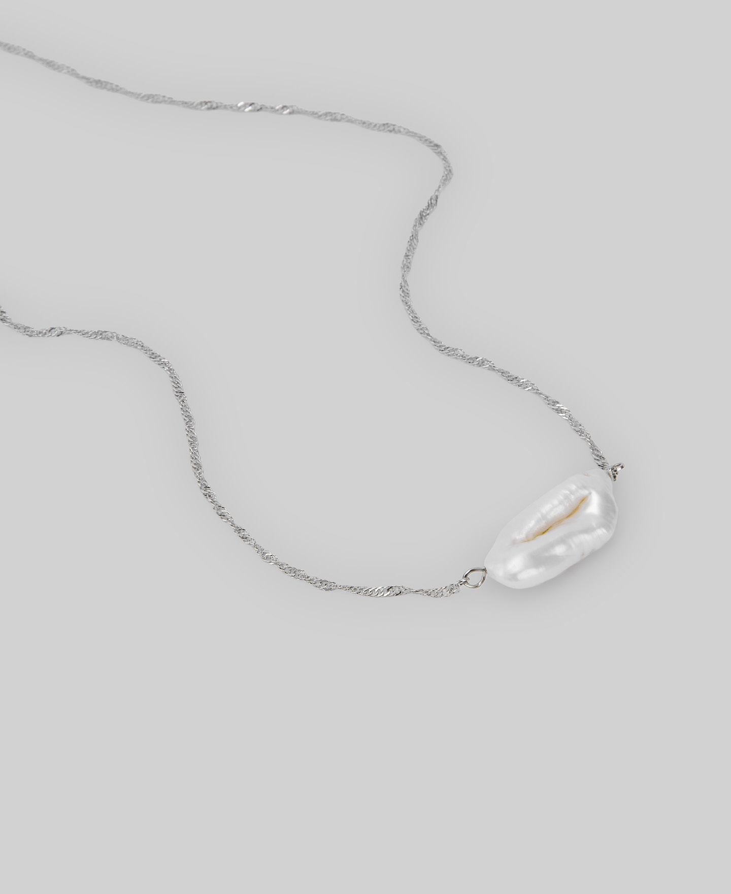 Chain necklace with natural pearl woman image number 1