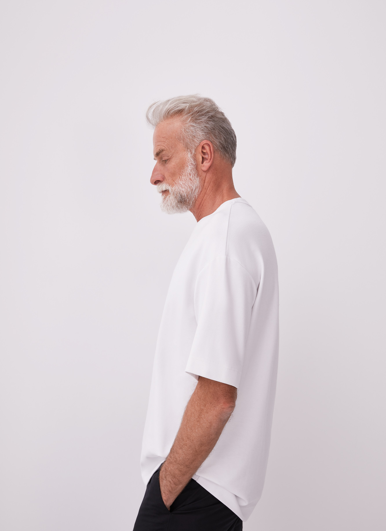 Camiseta oversize con cuello caja image number 2