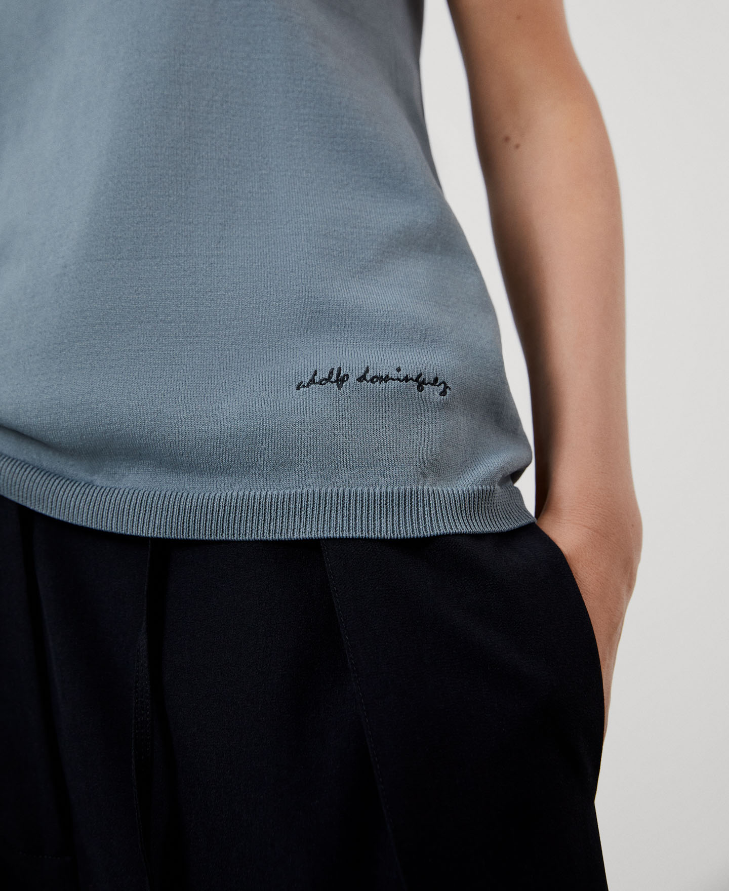 Recycled nylon round neckline top image number 3