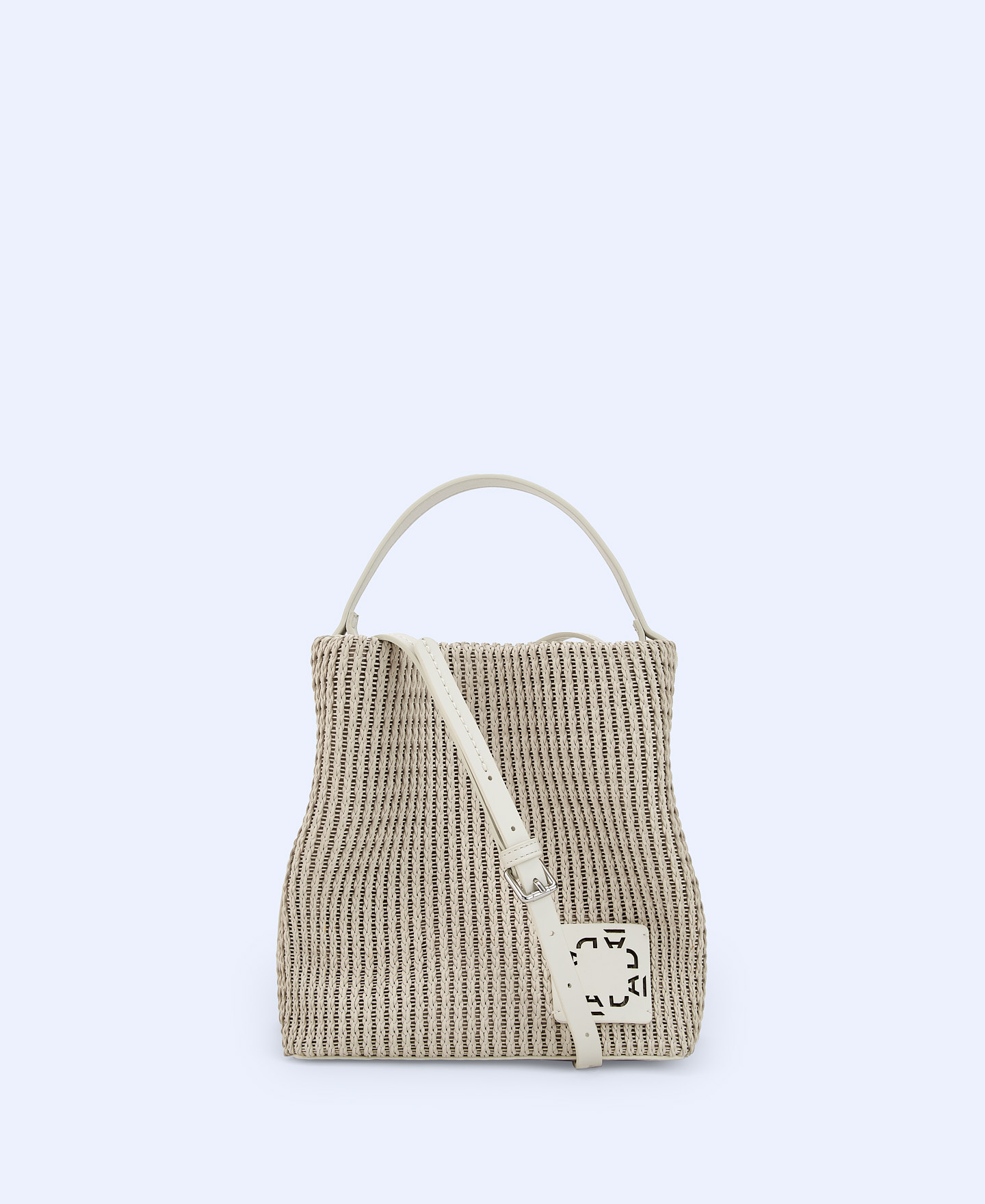 Medium braided recycled bucket bag image number 0