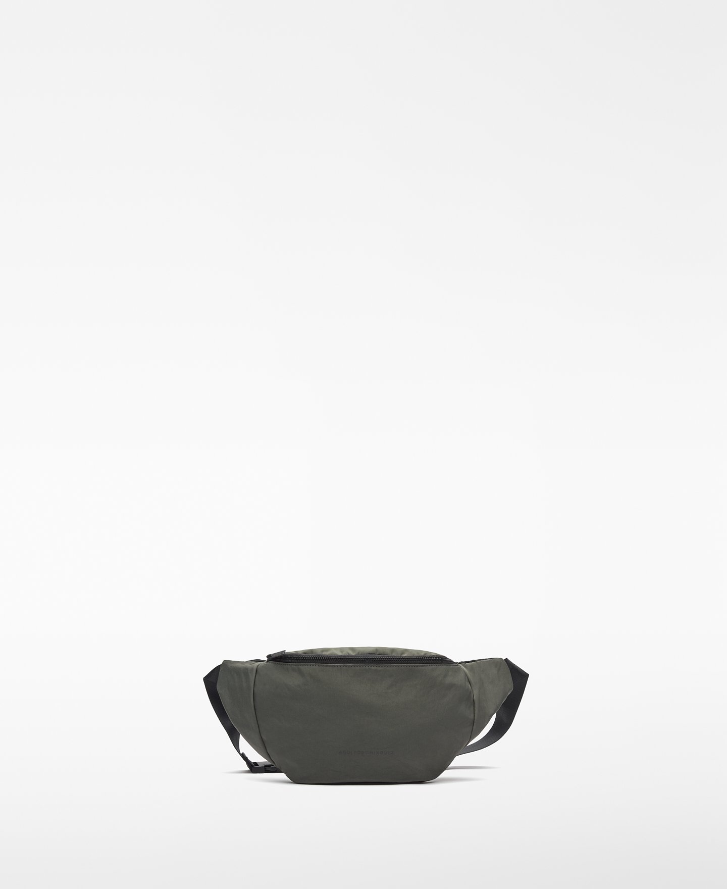 Nylon fanny pack man image number 0