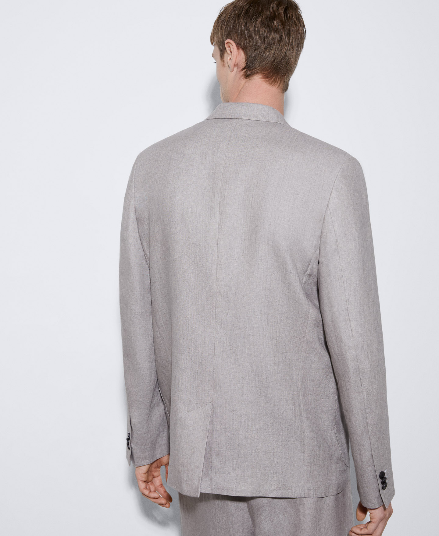 Blazer dos botones en lino image number 2
