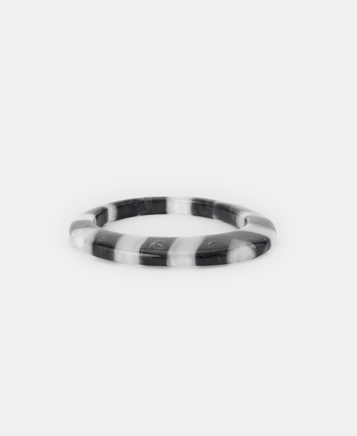 Pulsera en resina image number 2