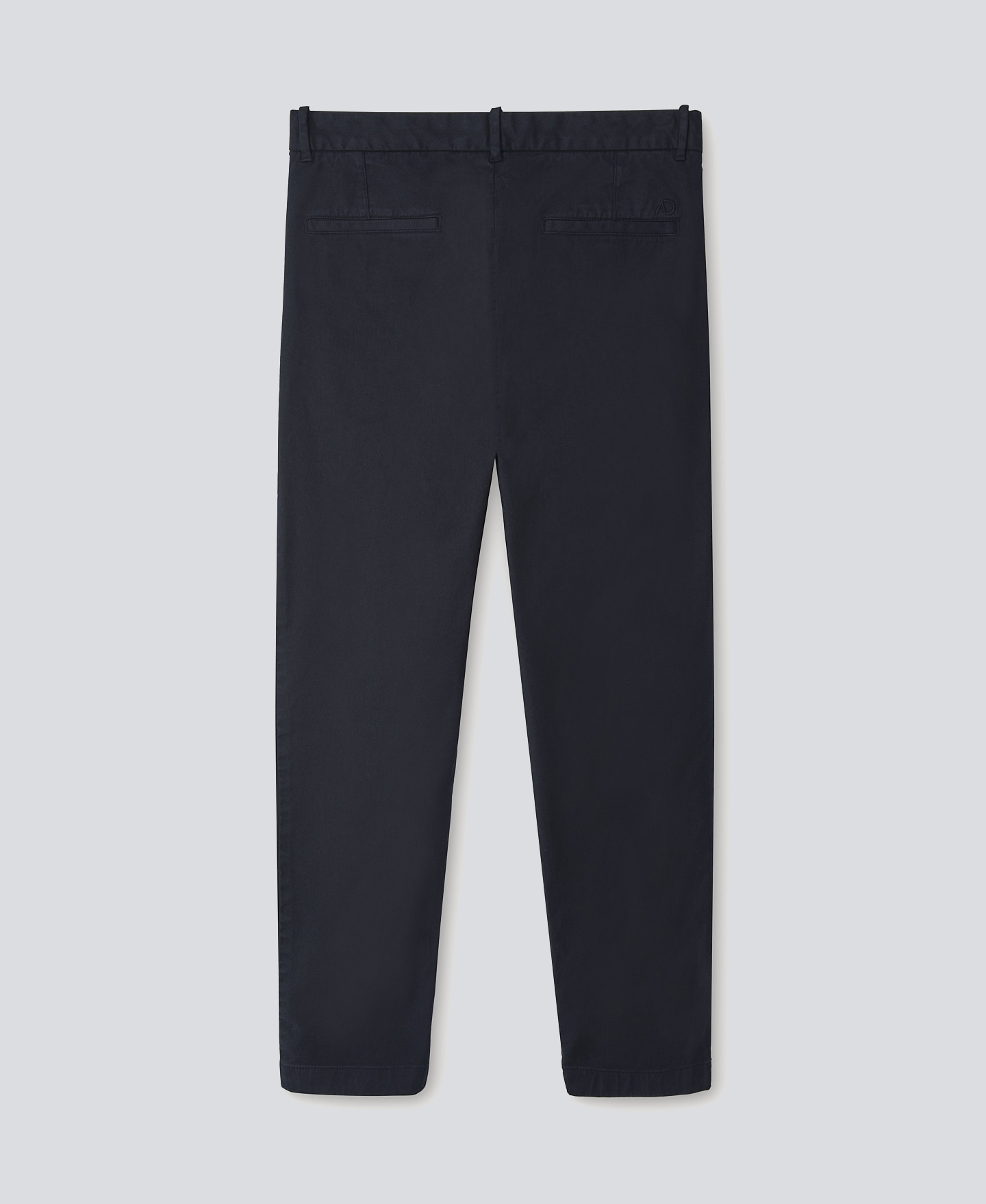 Pantalon chino ample avec des pinces image number 5