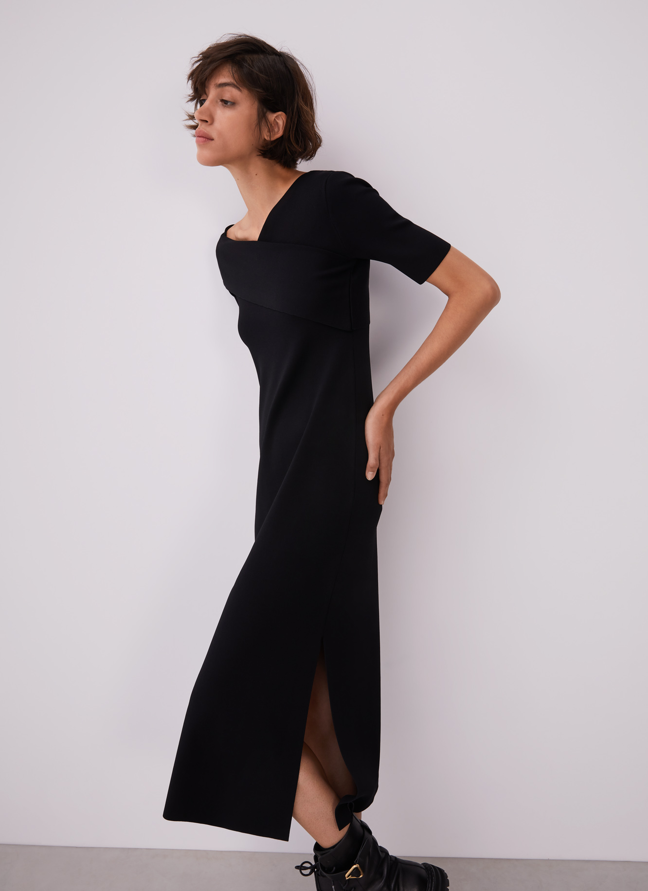 Thick-stretch knit dress image number 3