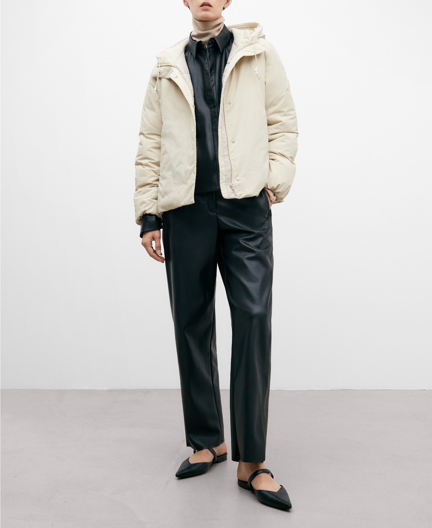 Padded jacket for women image number 1
