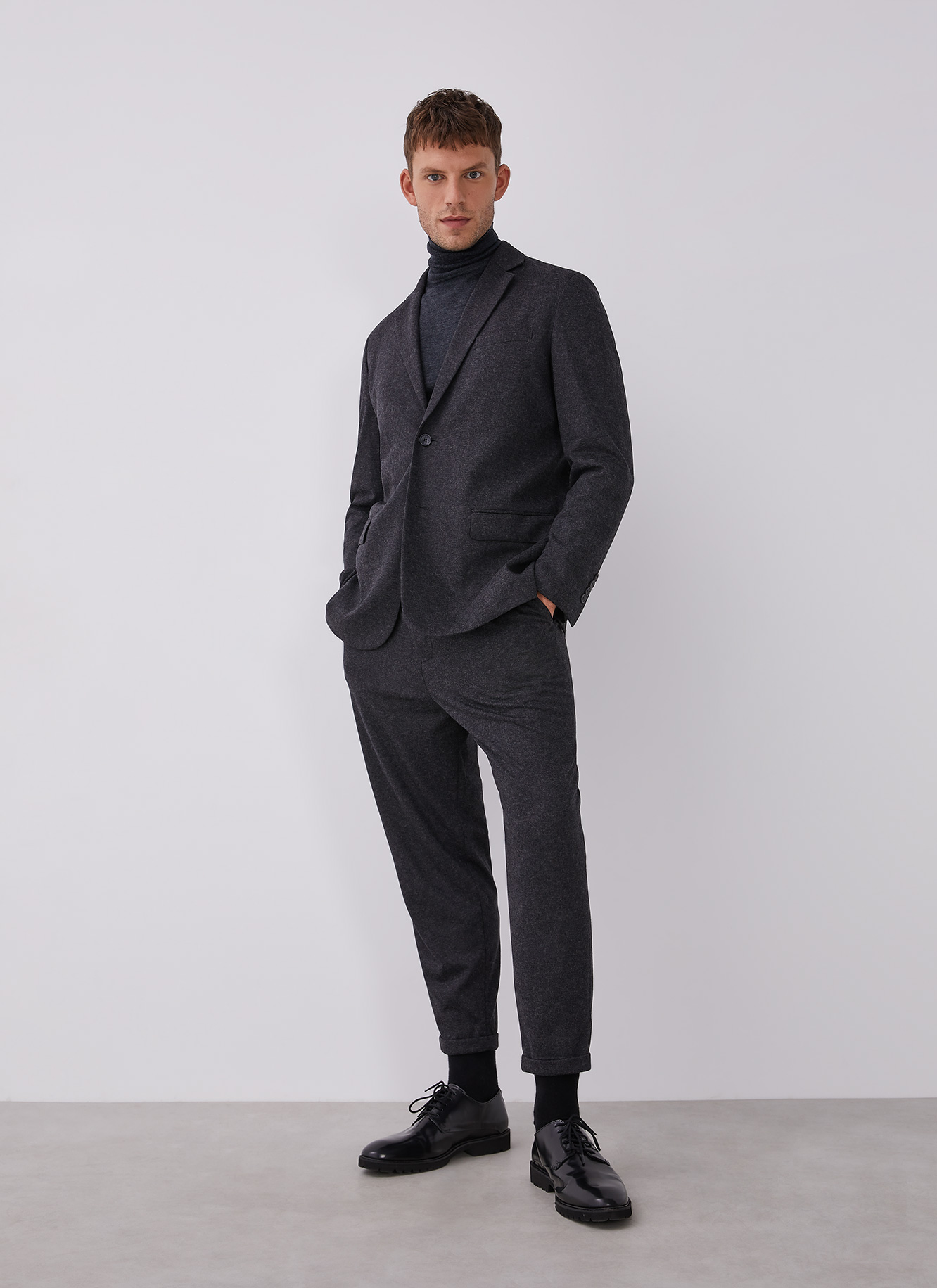 Blazer con viscosa y lana image number 5