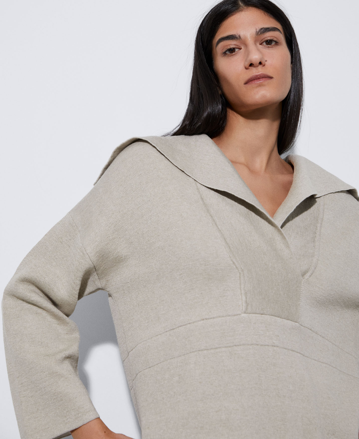 V-neck linen jacket image number 3