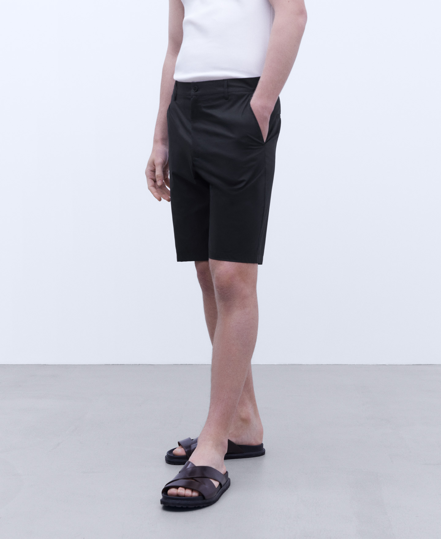 Cotton poplin Bermuda shorts image number 0
