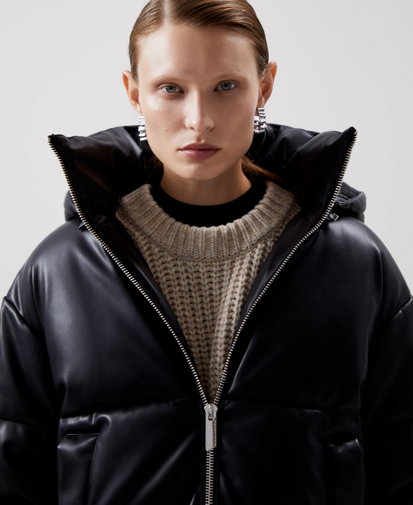 Waterproof padded jacket image number 4