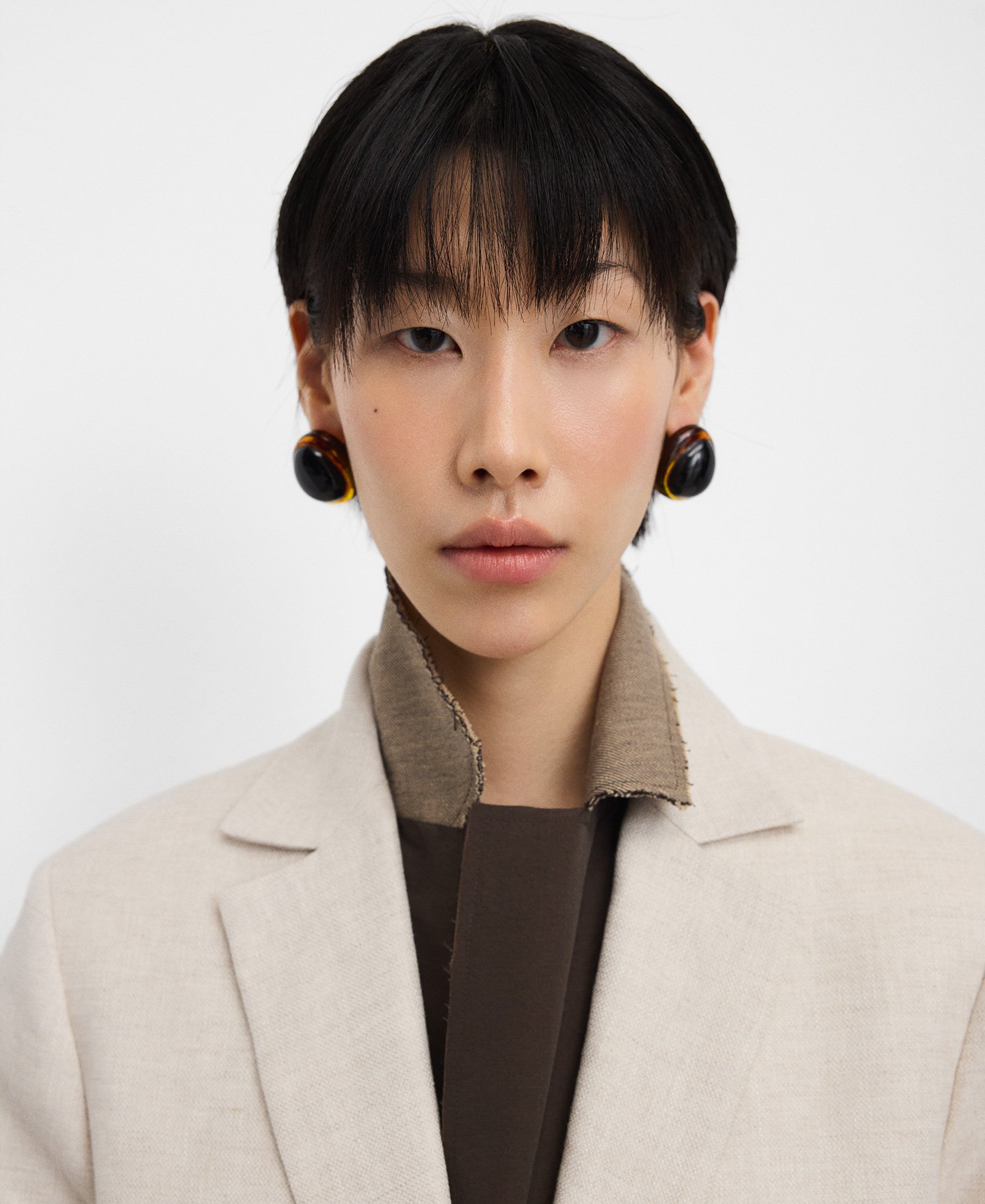 Pendientes circulares resina bicolor image number 3