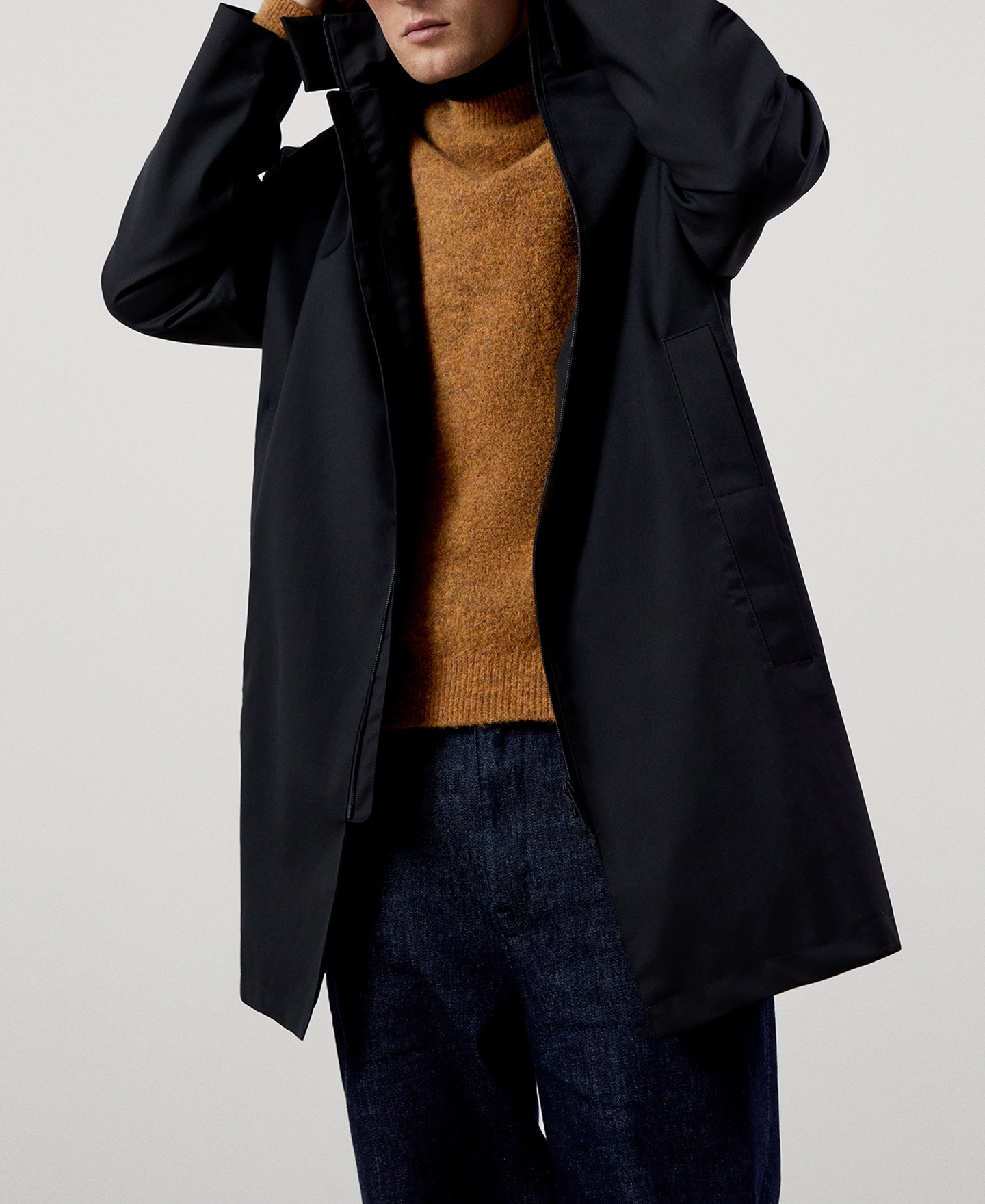 Four pockets parka image number 0