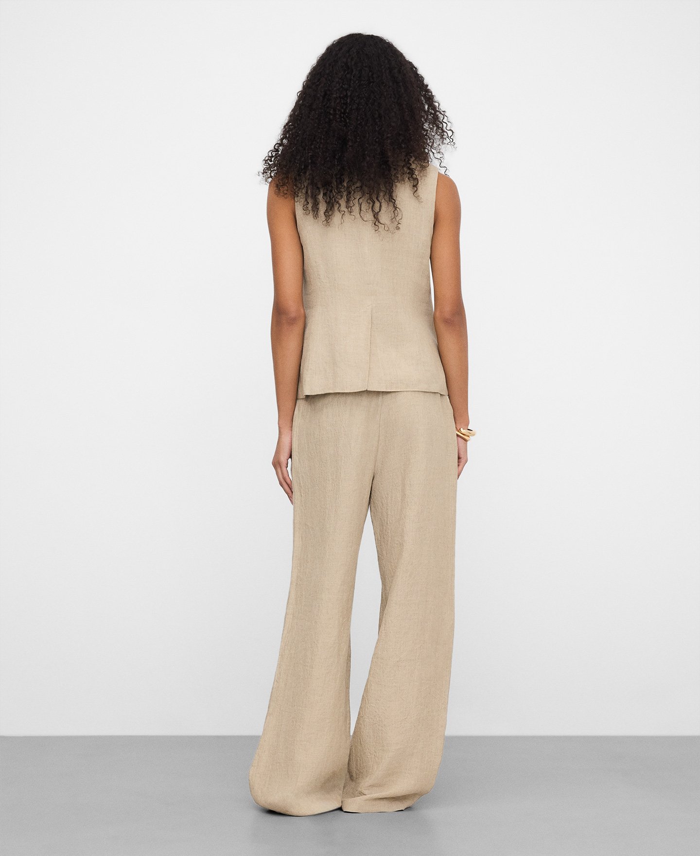Linen wide-leg double-pleated trousers image number 5