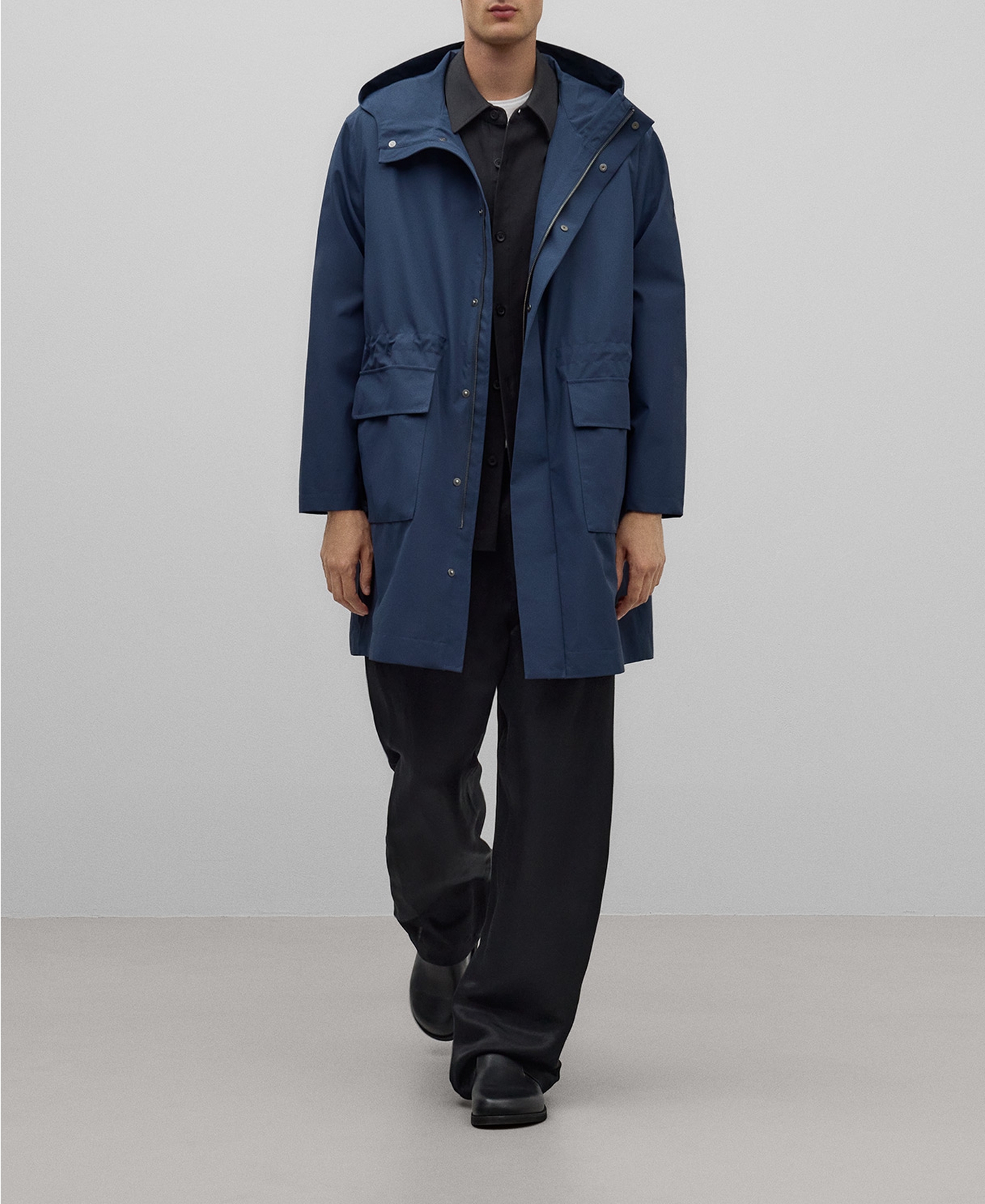 Blue hooded parka man image number 1