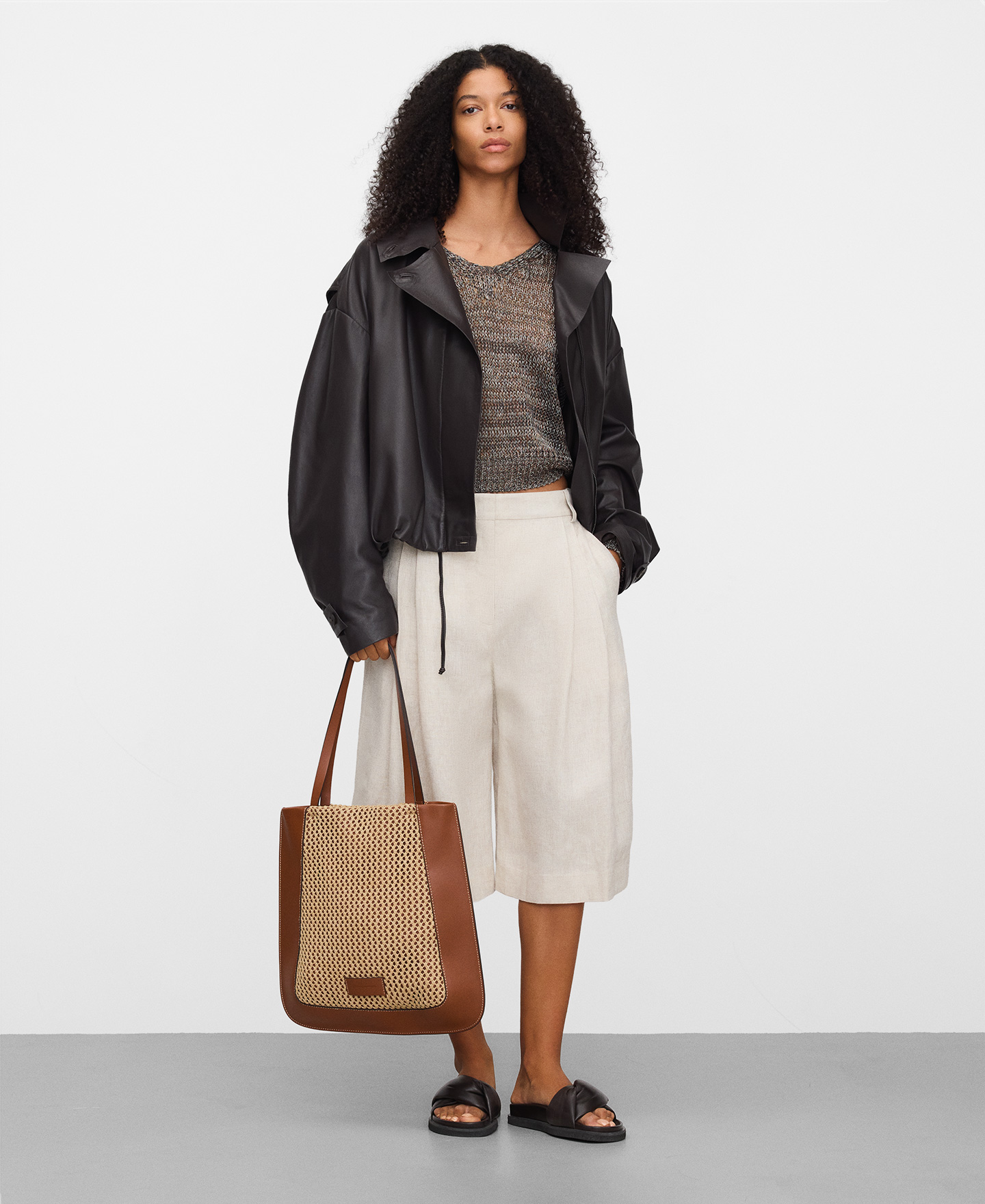 Raffia texture Dorna vertical shopper image number 4