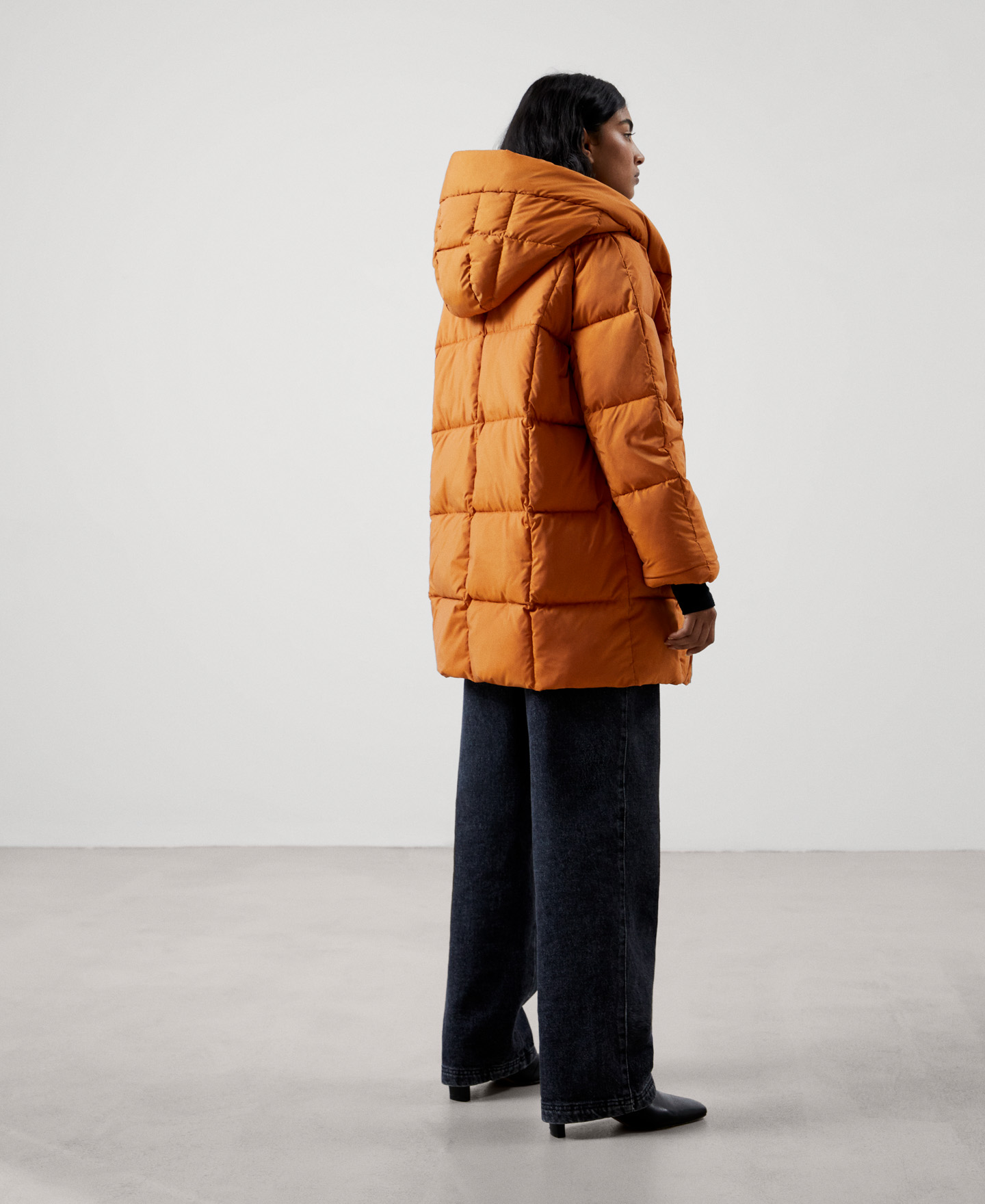 Recycled polyester padded jacket image number 2