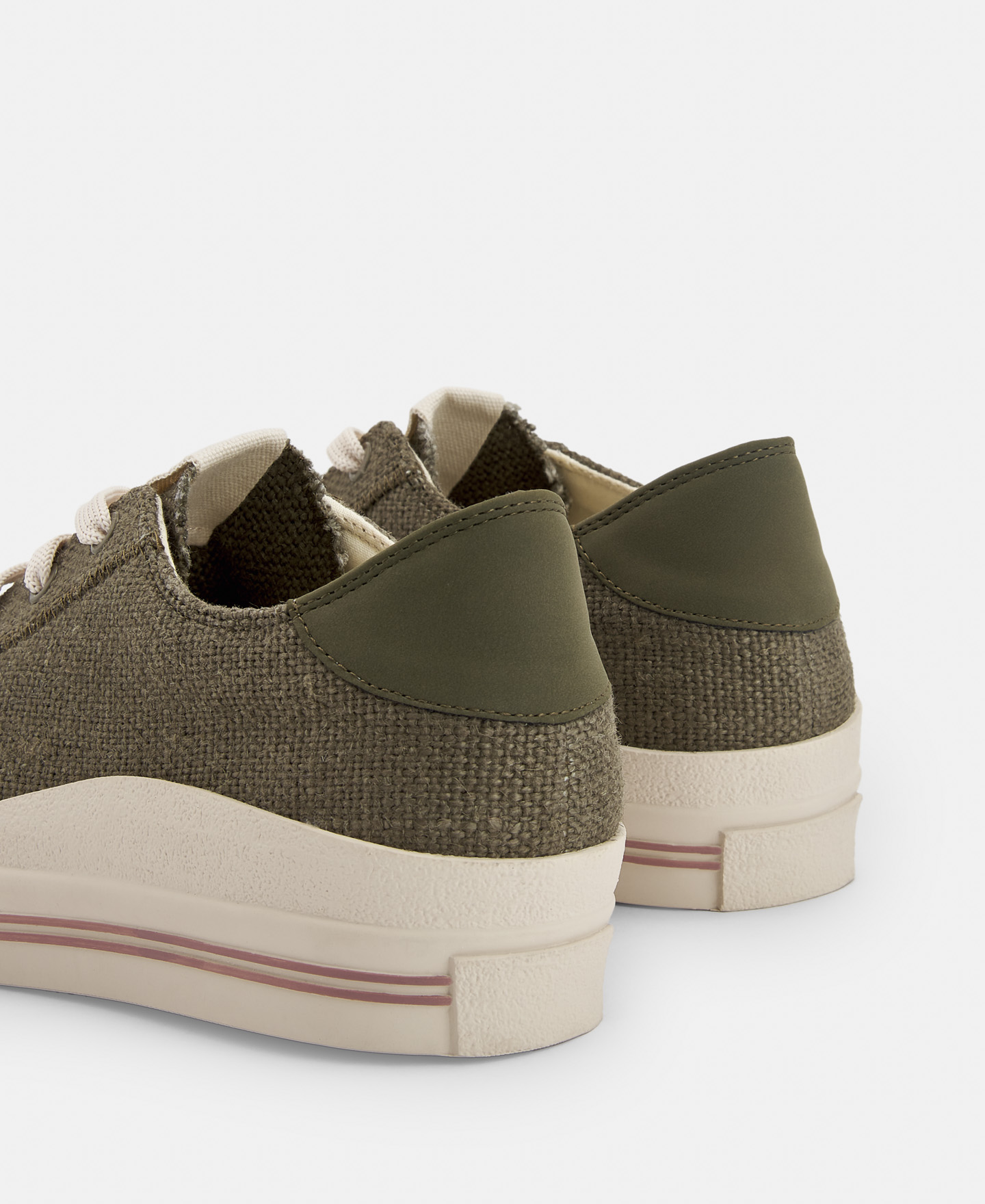 Linen trainer with maxi laces image number 2
