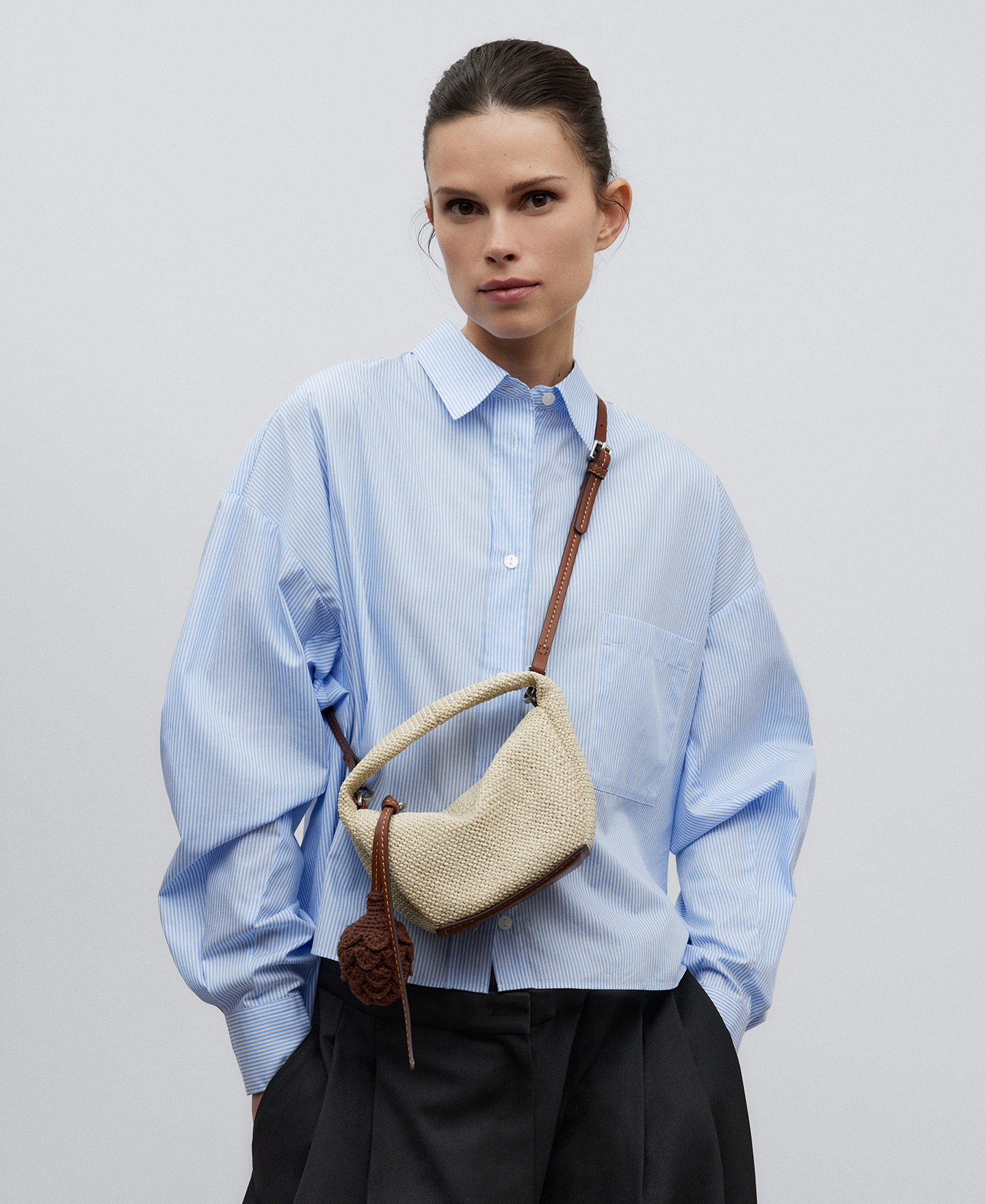 Braided mini hobo bag woman image number 4