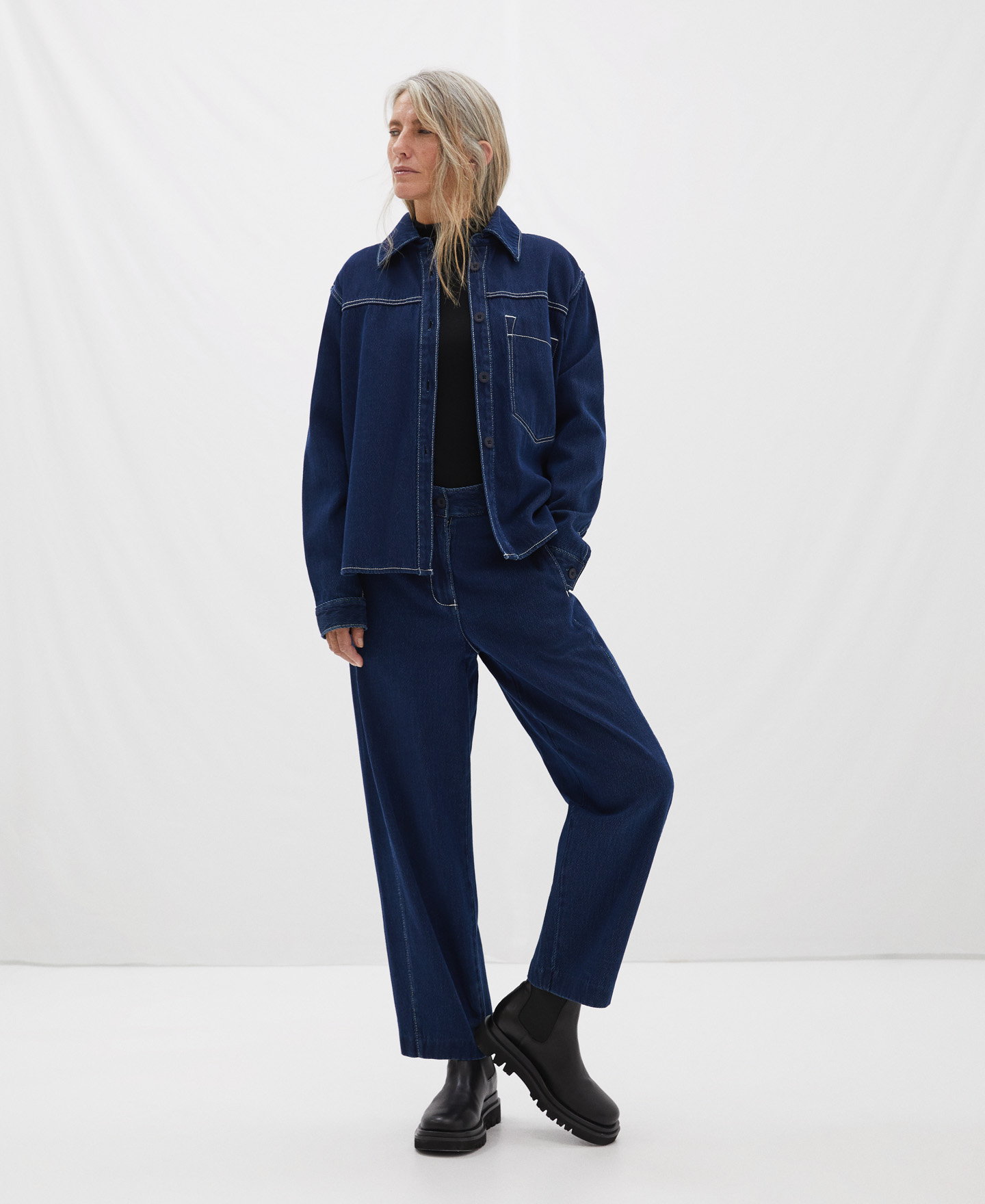 Turtleneck merino wool sweater image number 1