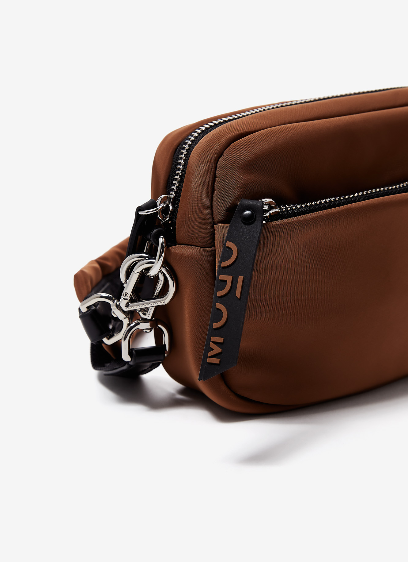 Nylon padded bag with pocket image number 1