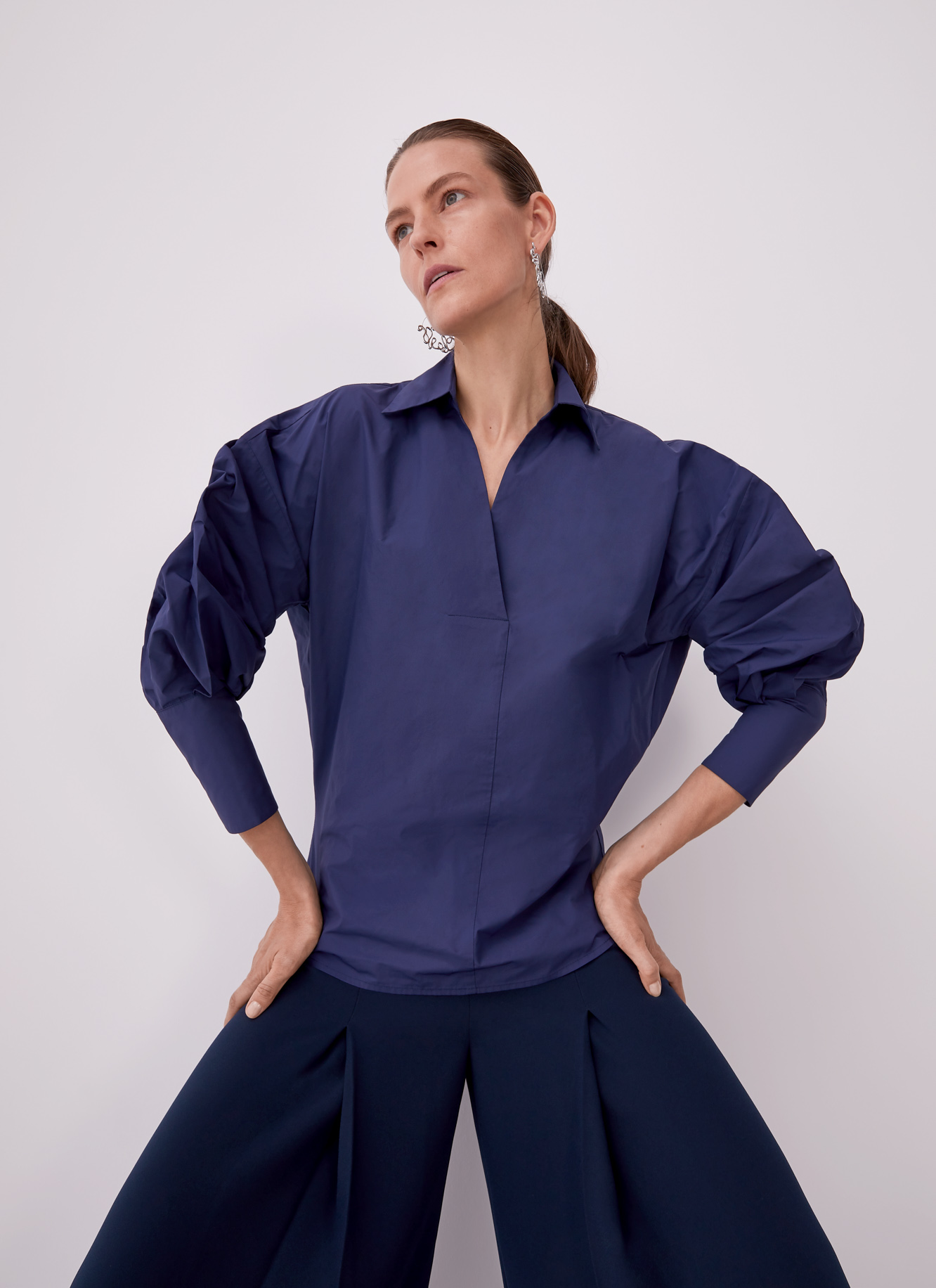 Oversize shirt with long sleeve image number 0