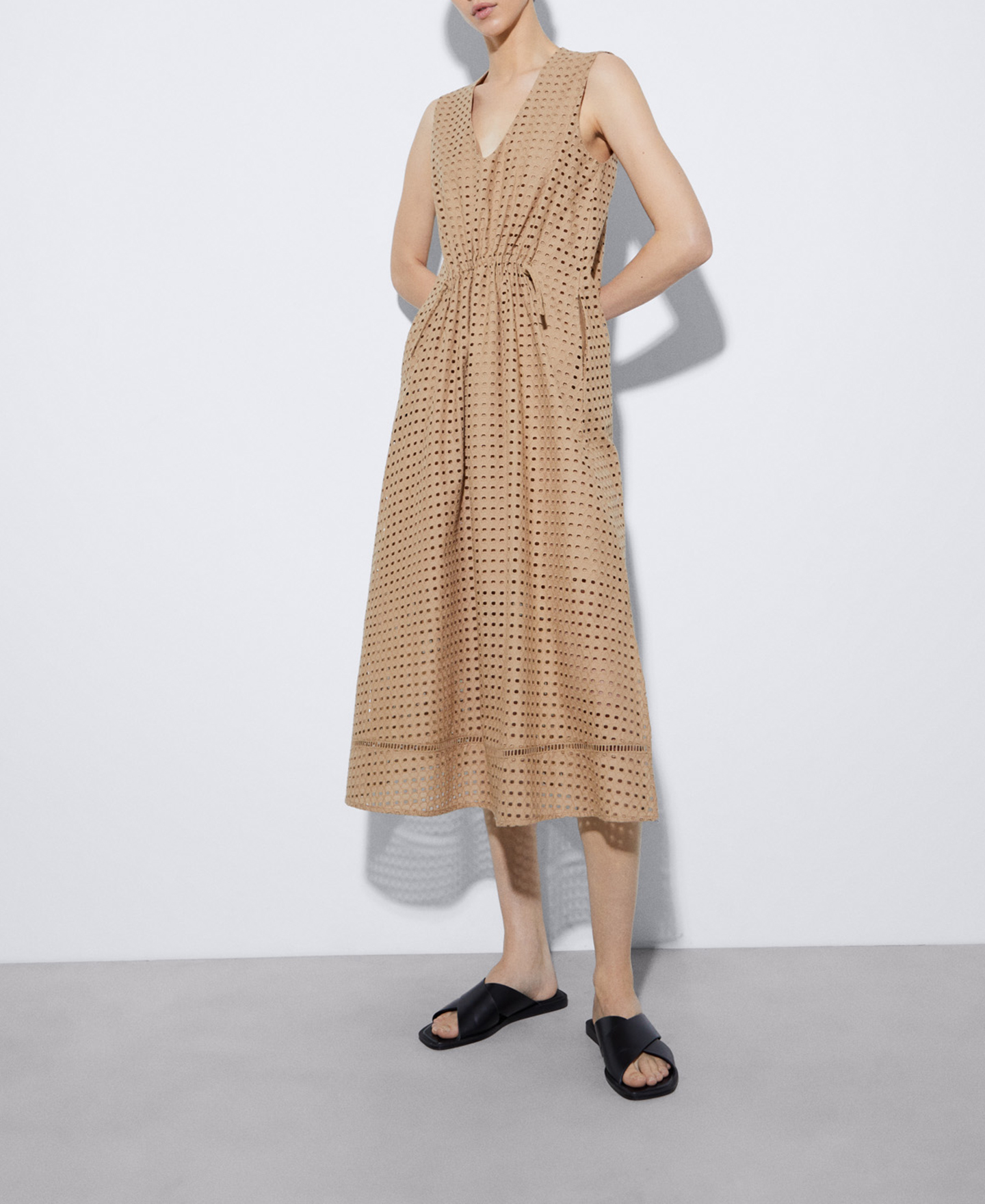 Waist gathered dress image number 1