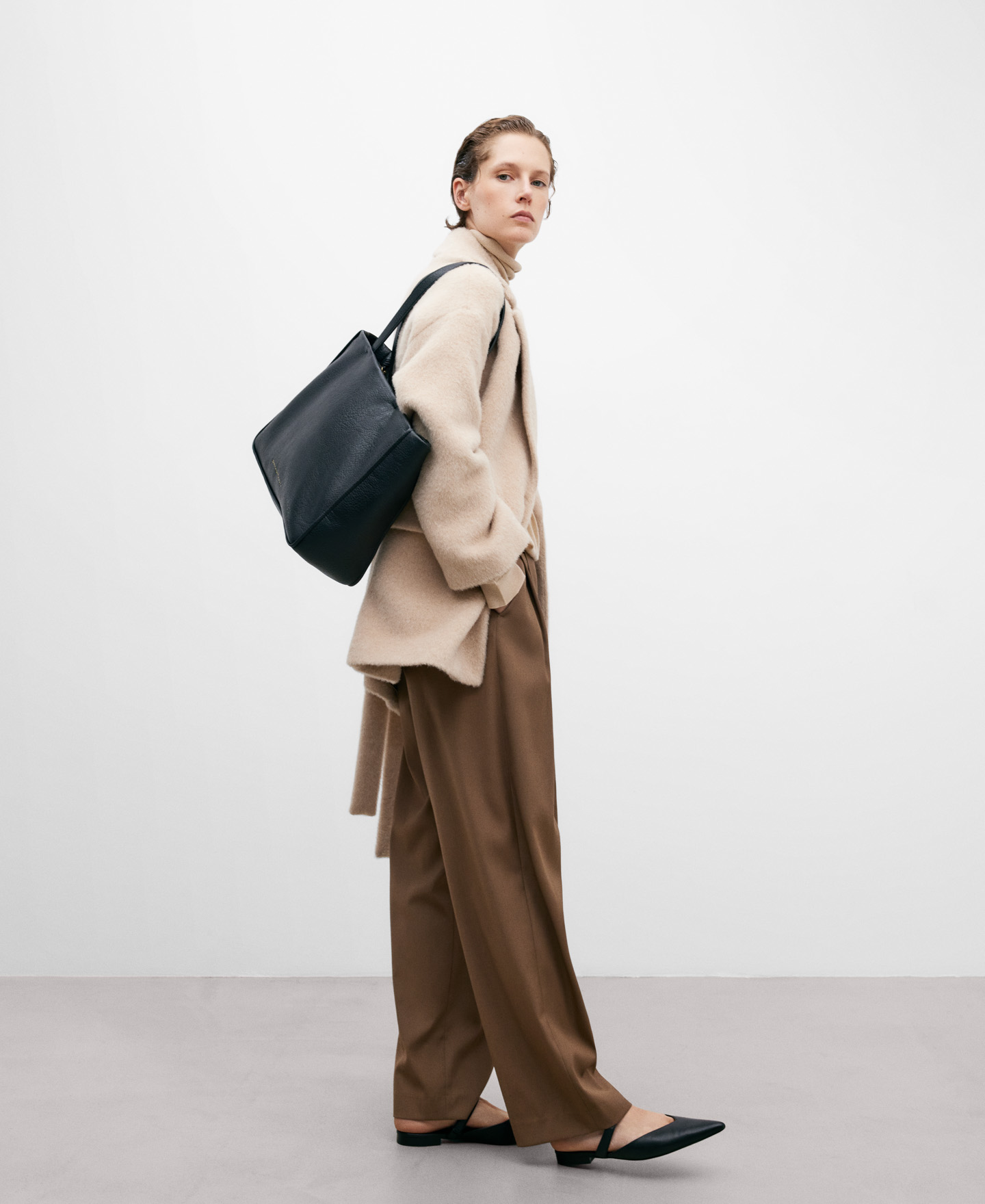 Shopper in recycled material for women image number 4