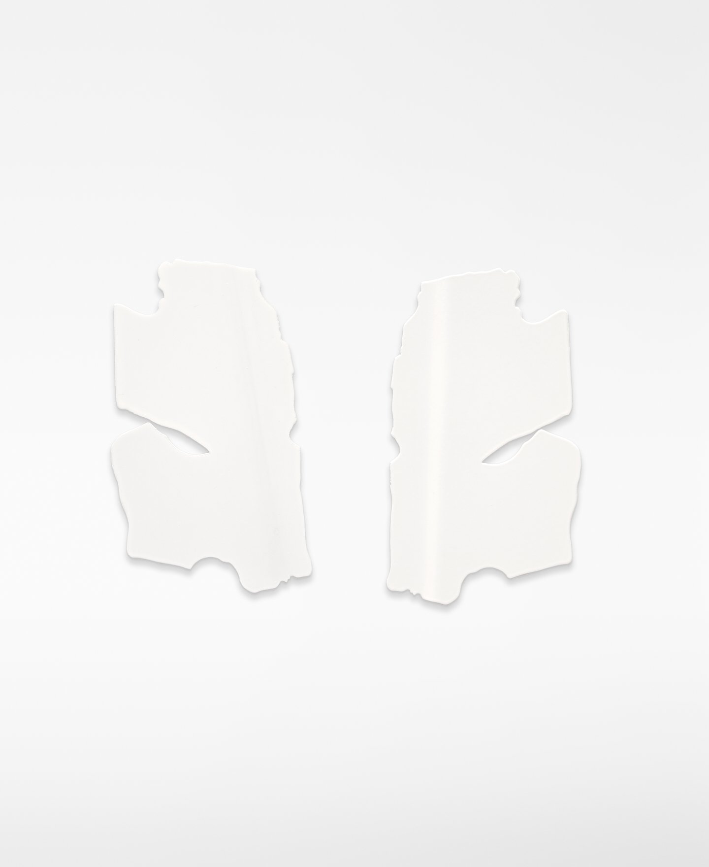 Lacquered metal plate earrings woman image number 0