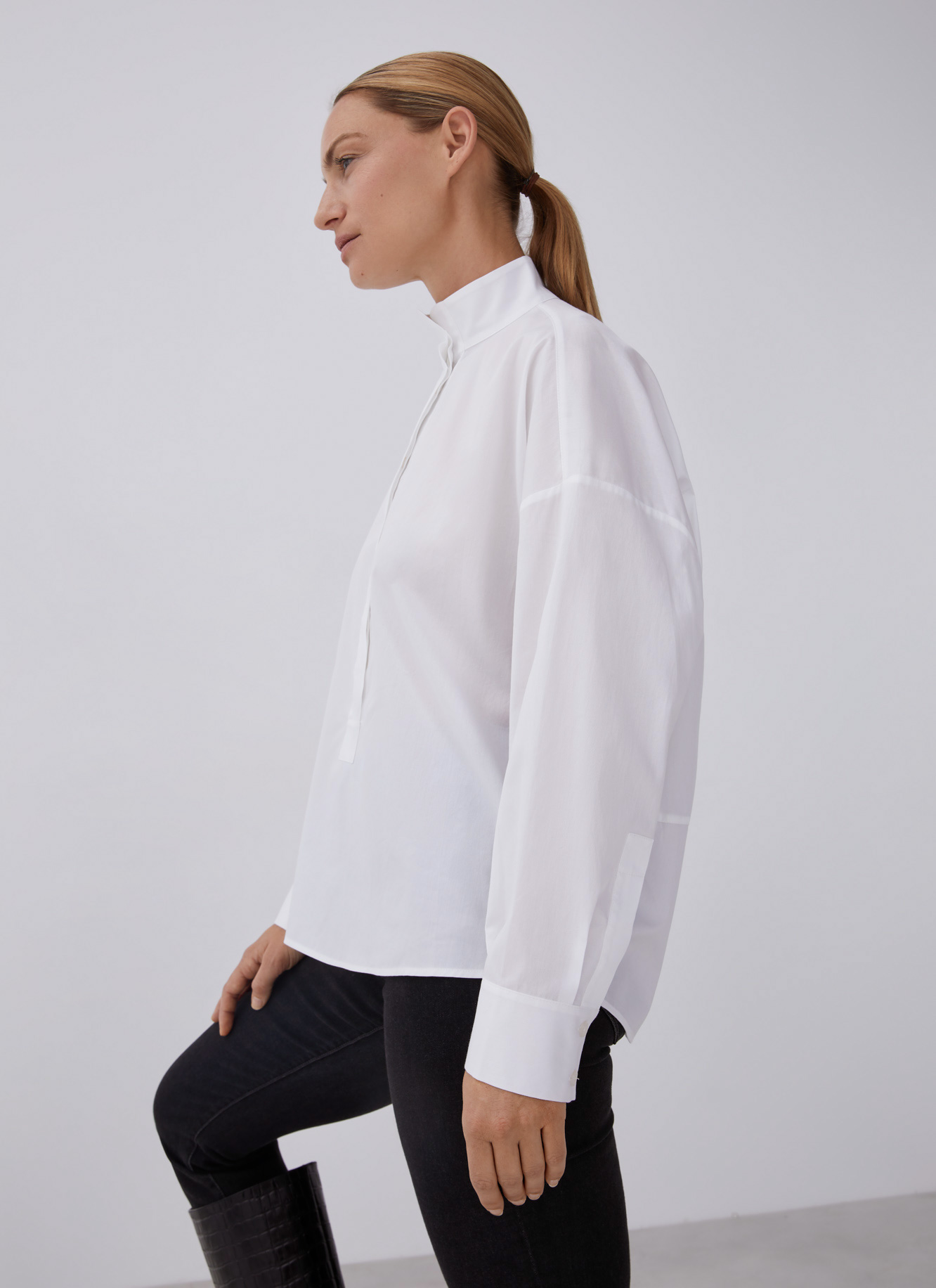 Oversize shirt with mandarin collar image number 4