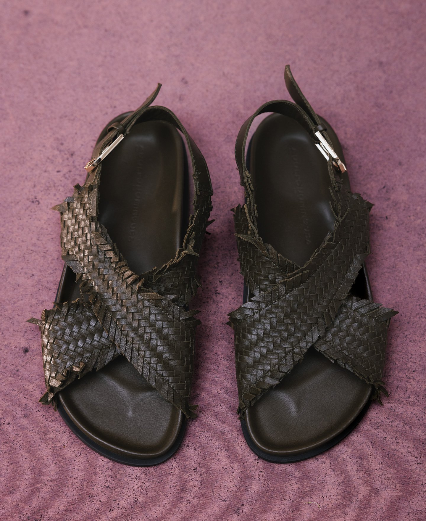 Braided straps leather sandal woman image number 3
