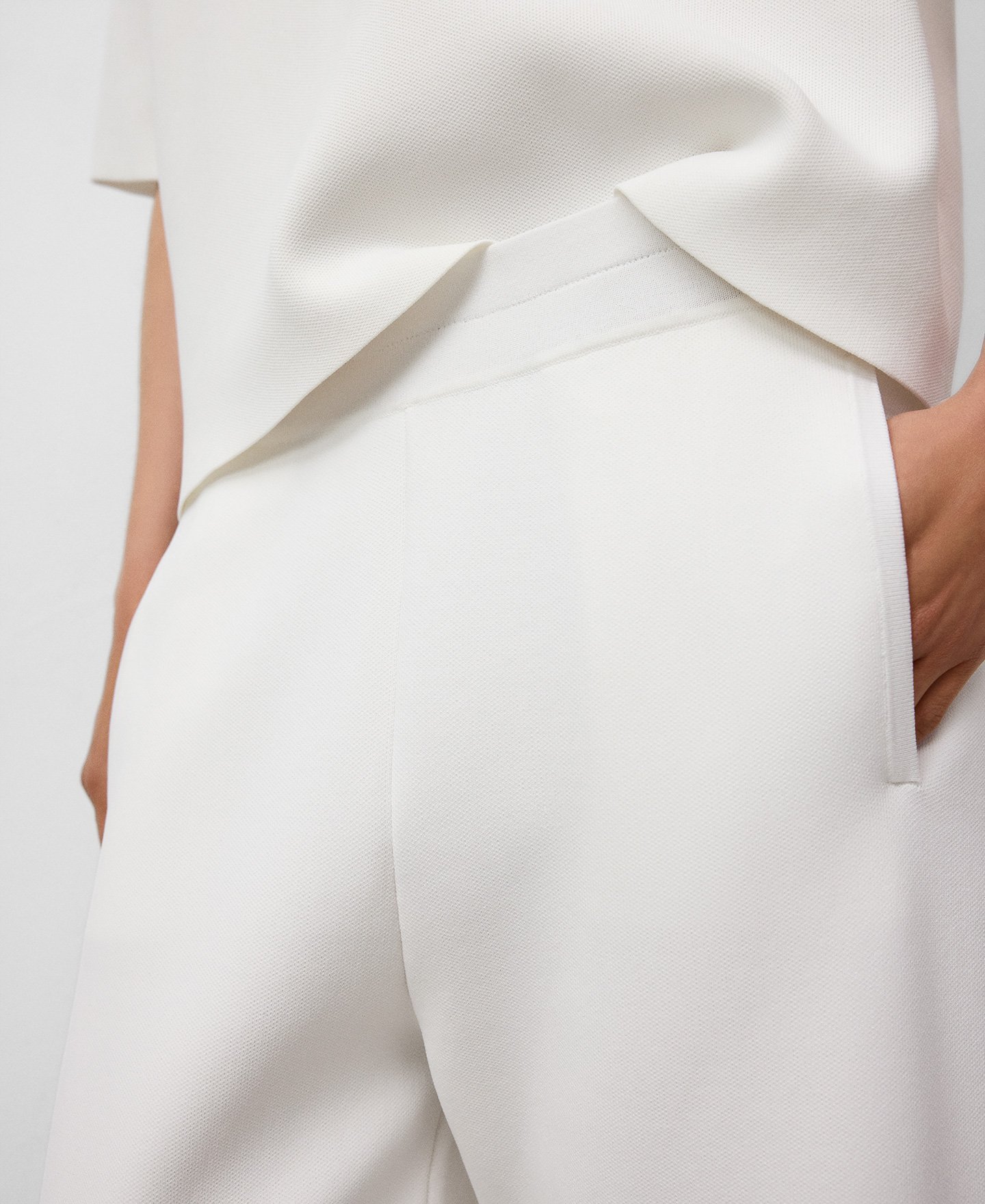 Pantalón barrel fit punto mujer image number 3