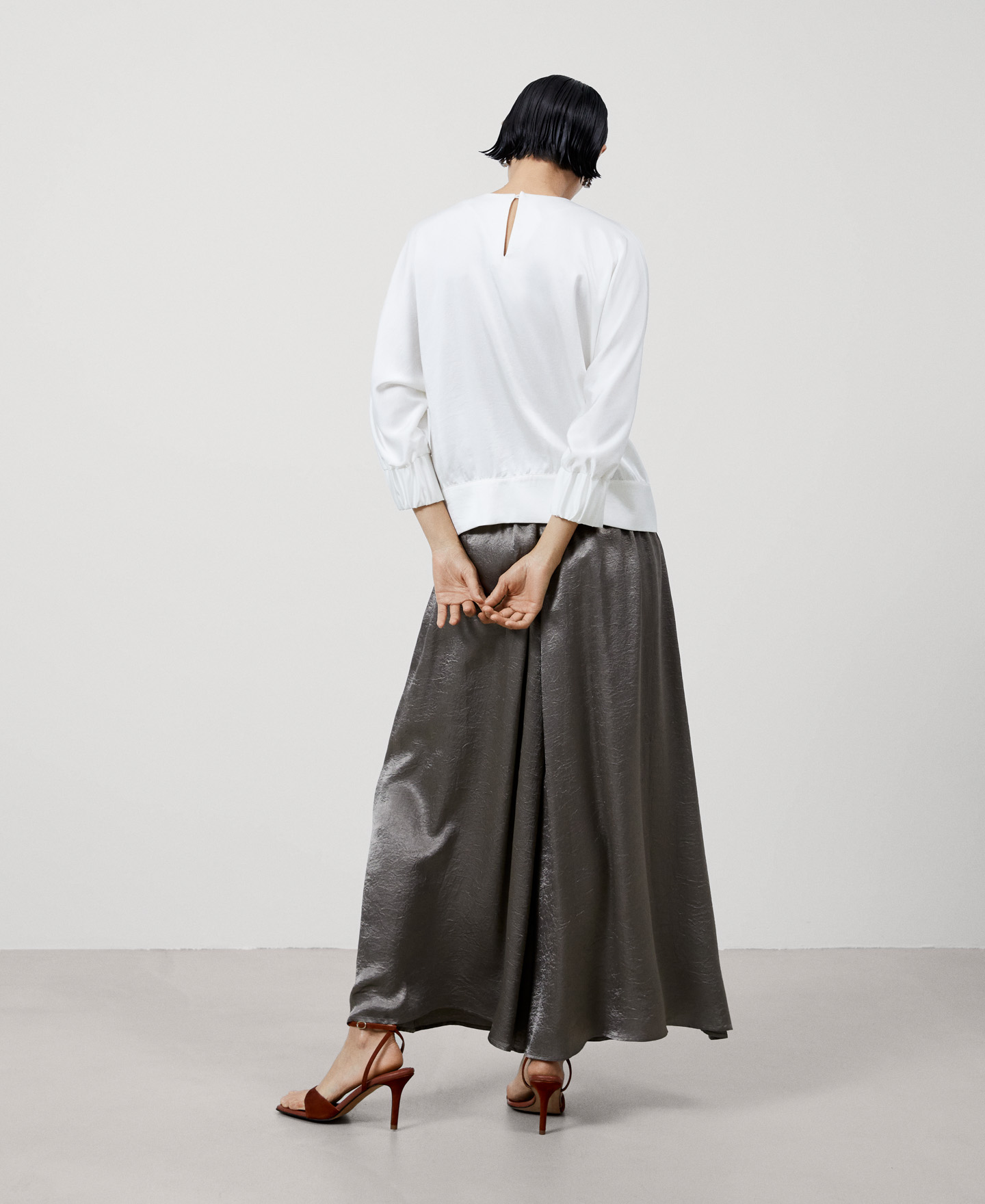 Dolman sleeve shirt image number 2