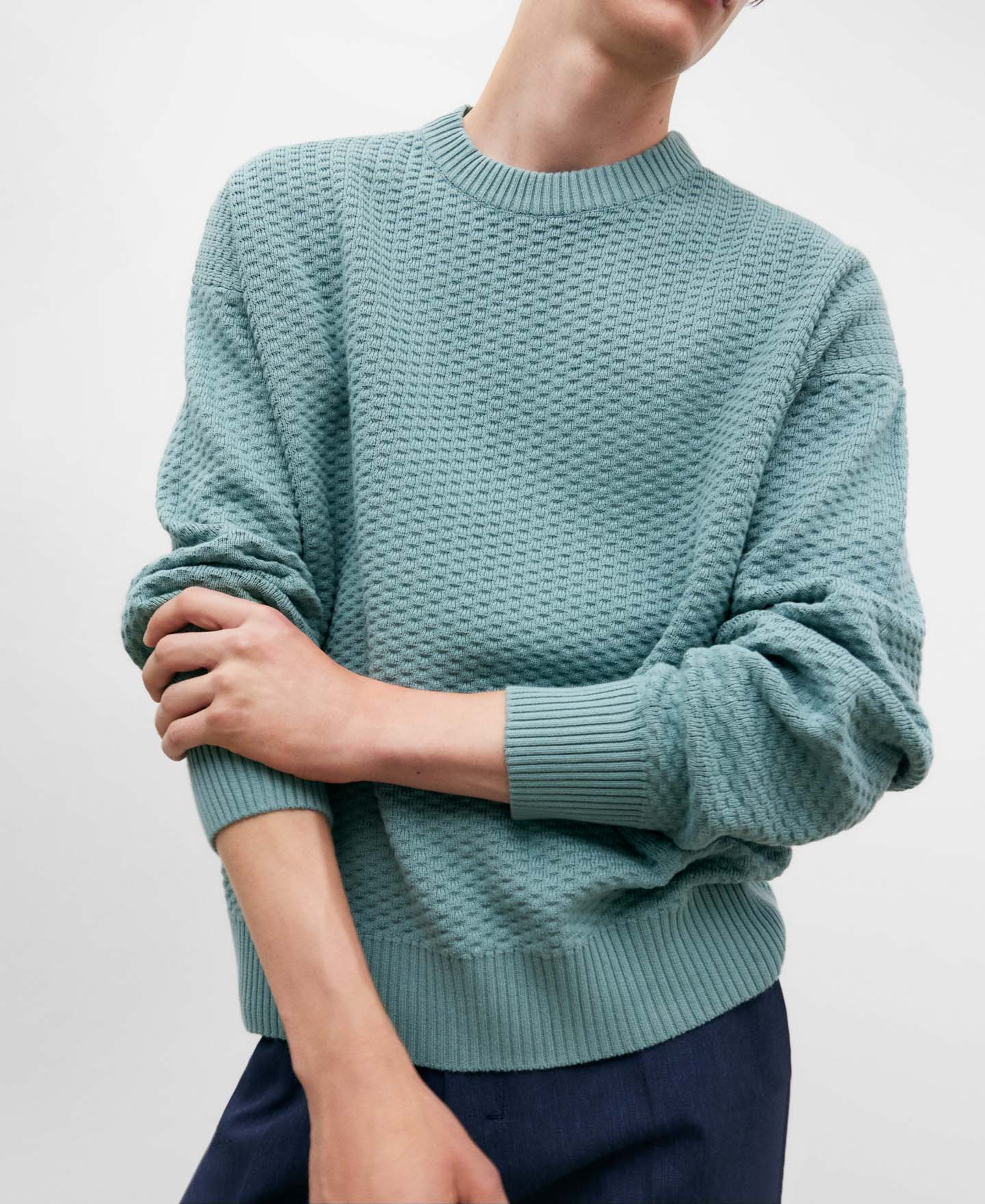Cotton embossed men's sweater image number 3