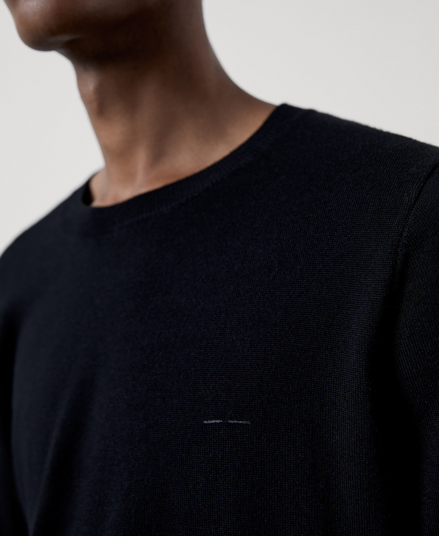 Merino wool crew neck sweater image number 3