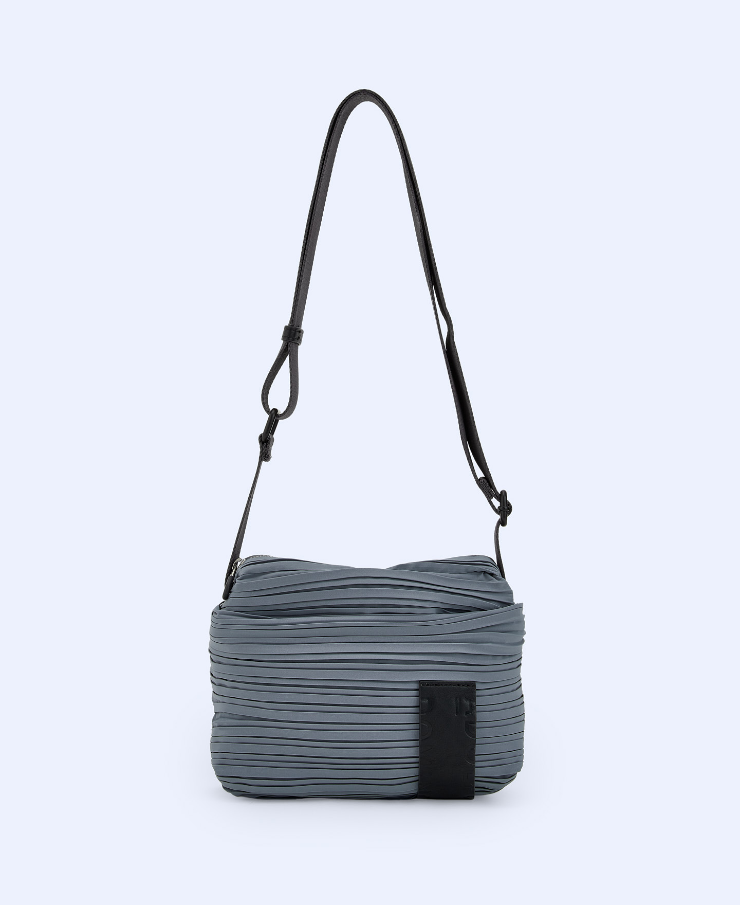Recycled crinkle medium shoulder bag image number 0
