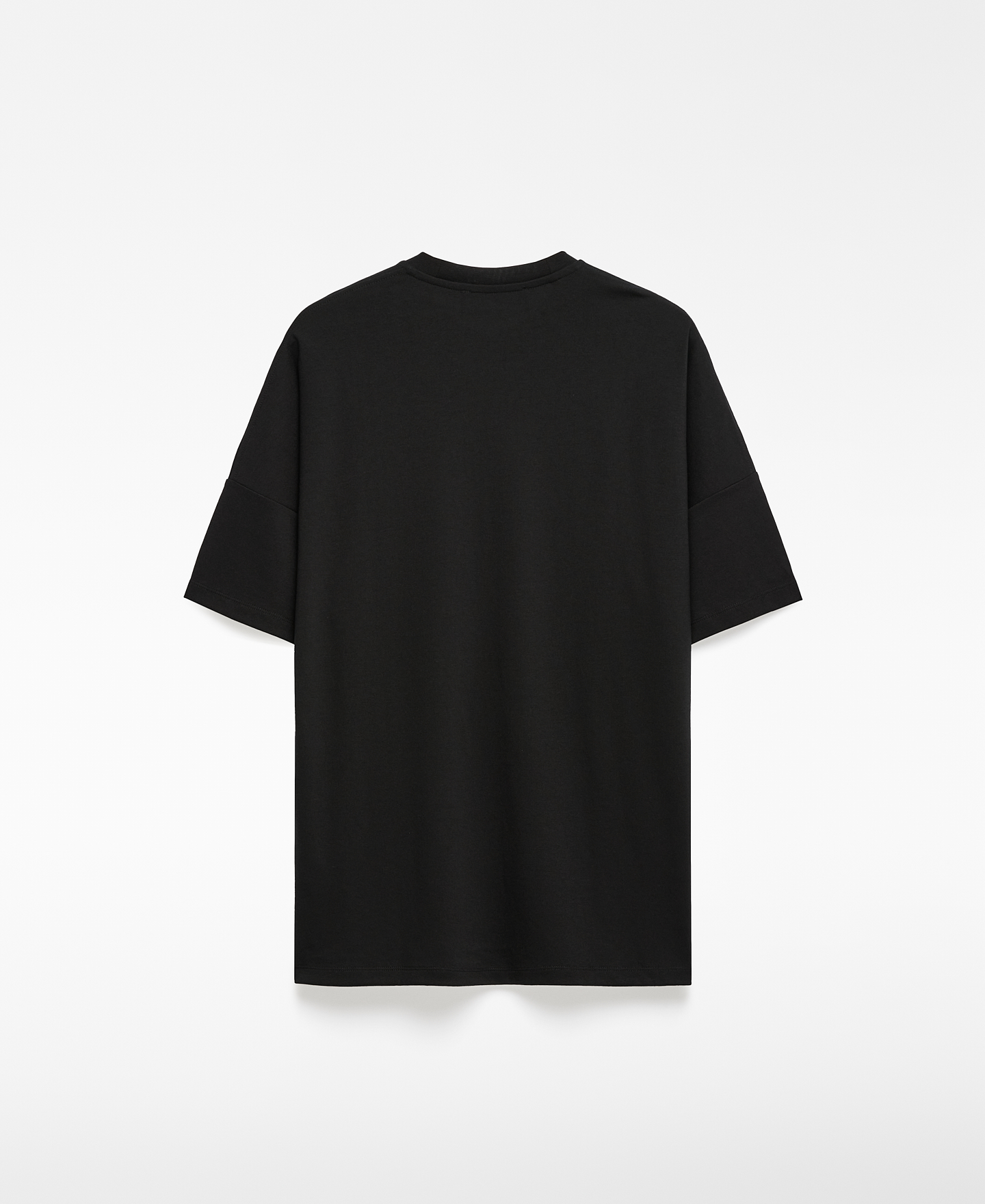 Camiseta relaxed fit negra hombre image number 5