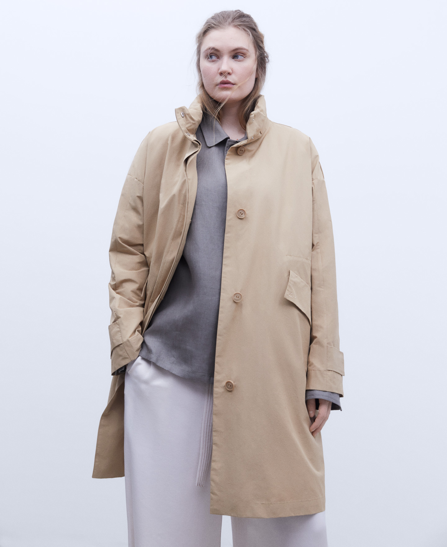 Cotton and nylon turtleneck parka image number 0