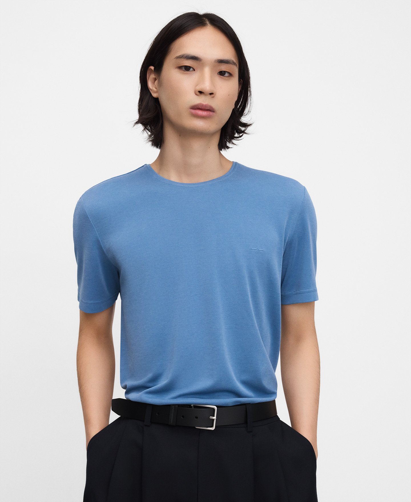 T-shirt com gola redonda modal image number 0