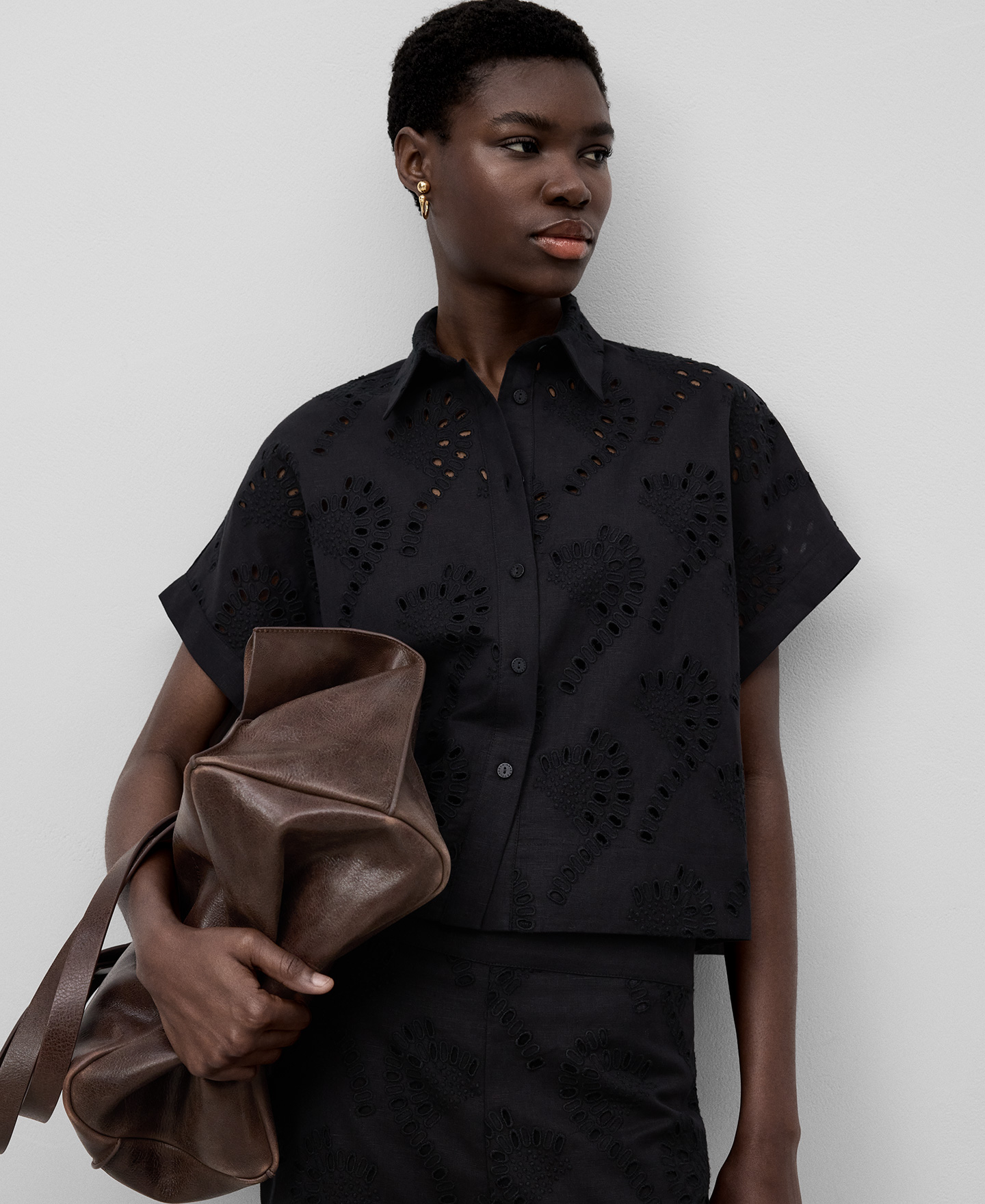 Linen blend embroidered shirt woman image number 0