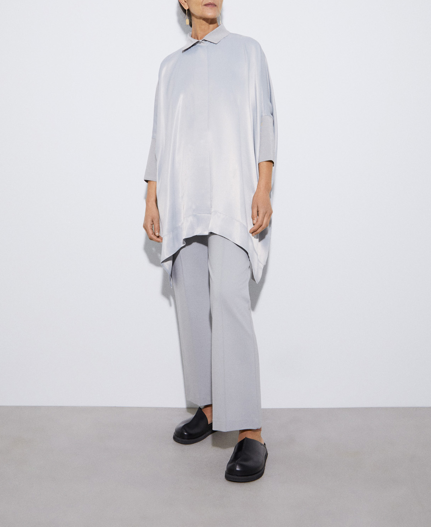 Responsible Ecovero viscose trousers image number 1