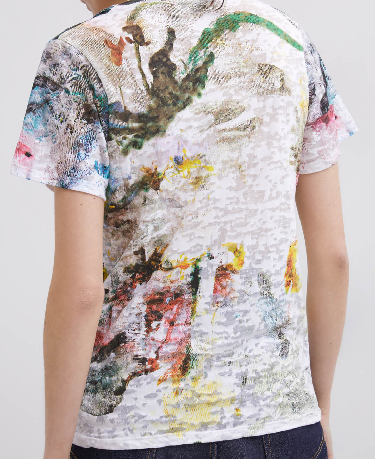 Round neck printed t-shirt image number 2
