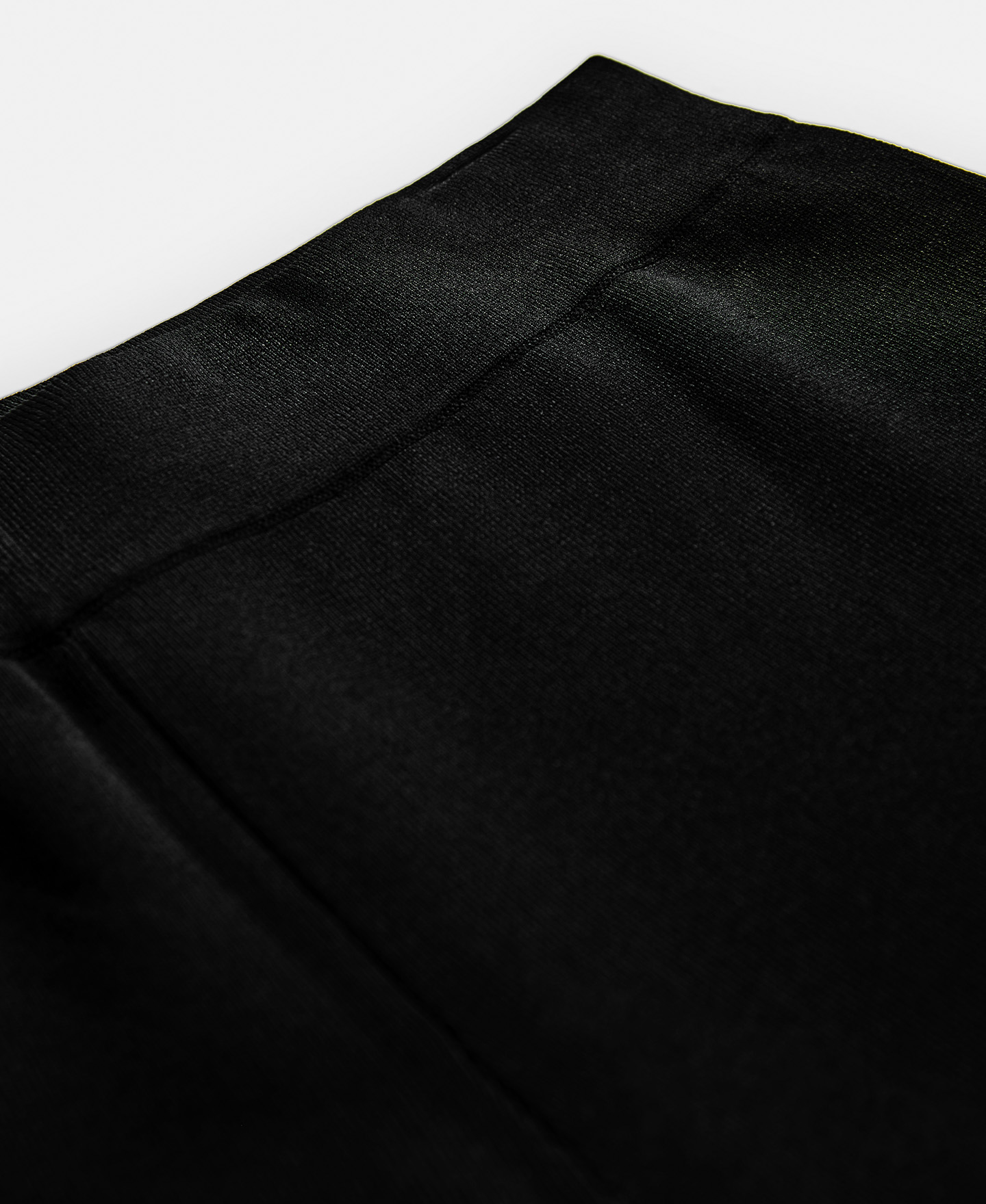 Pantalón en punto canalé de viscosa image number 6
