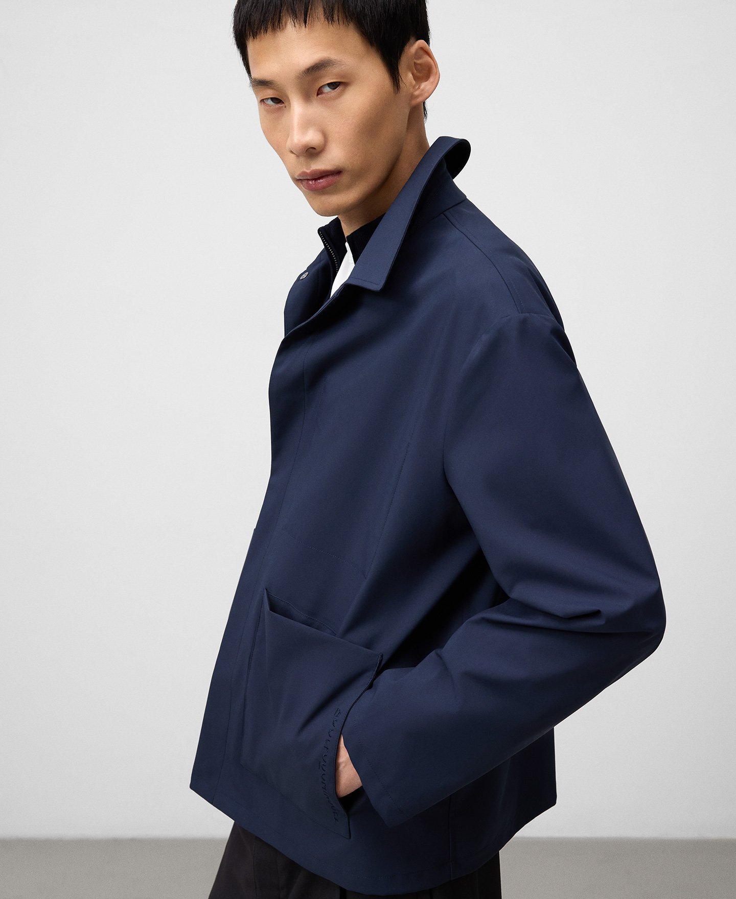 Jacke technischer Stoff Reverskragen Herren image number 4