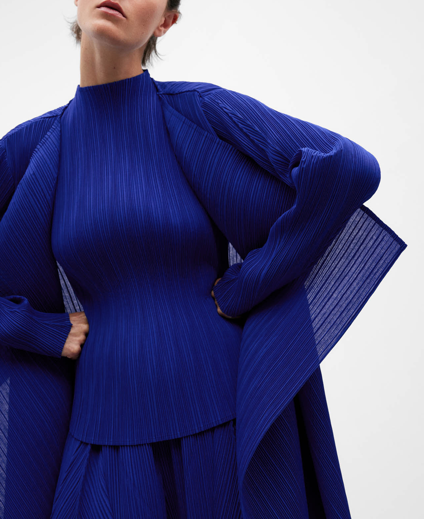 Chaqueta asimétrica crinkle mujer image number 3