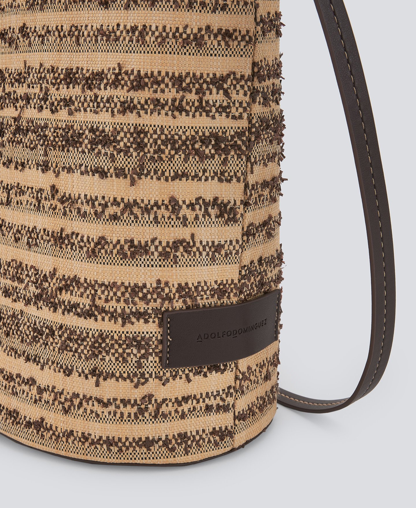 Textured braided medium bag woman image number 2